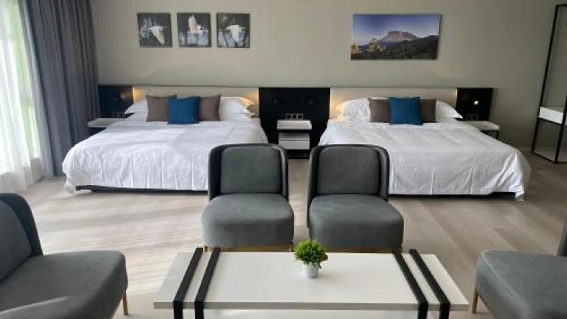 코타키나발루 R 호텔 에어로포드 3성급 호텔 스위트룸