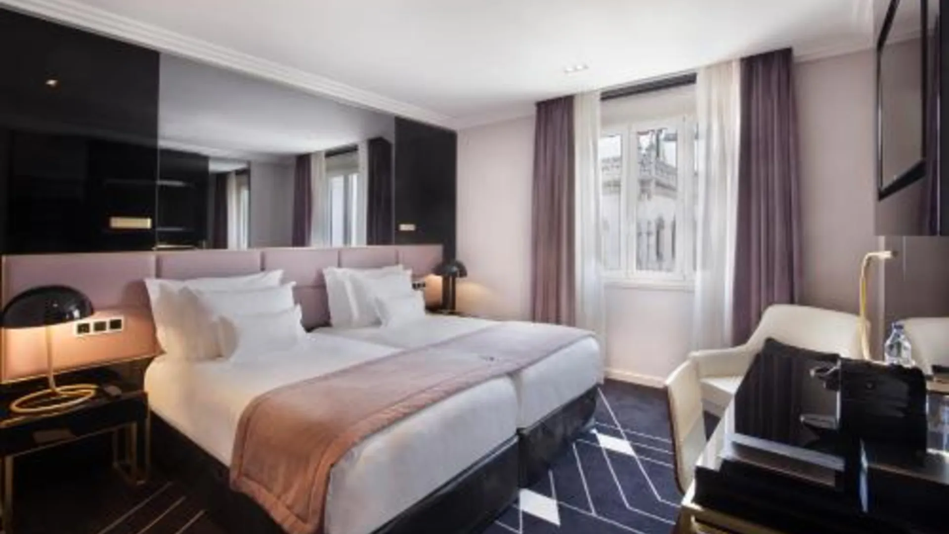 리스본 알티스 아베니다 호텔 5성급 호텔 스위트룸