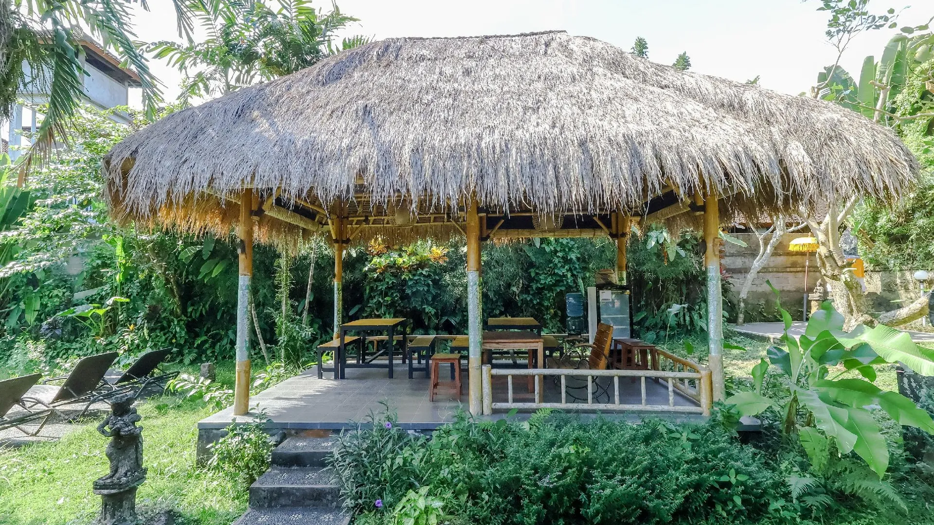 발리 리투하유 코티지 가든 5성급 호텔 외관