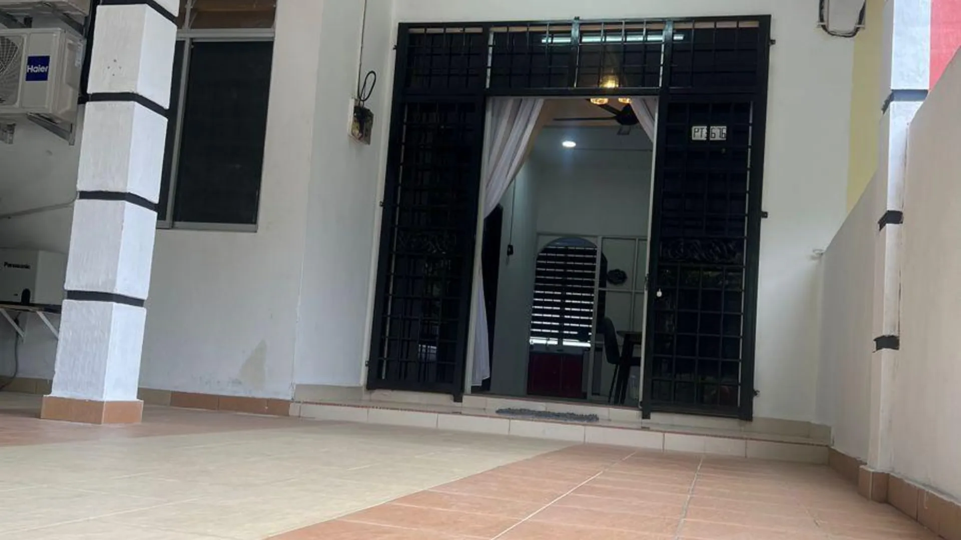 타나 메라 타나 메라의 프라이빗 하우스 (100m², 침실 3개, 프라이빗 욕실 2개) 3성급 싱글룸 스위트룸