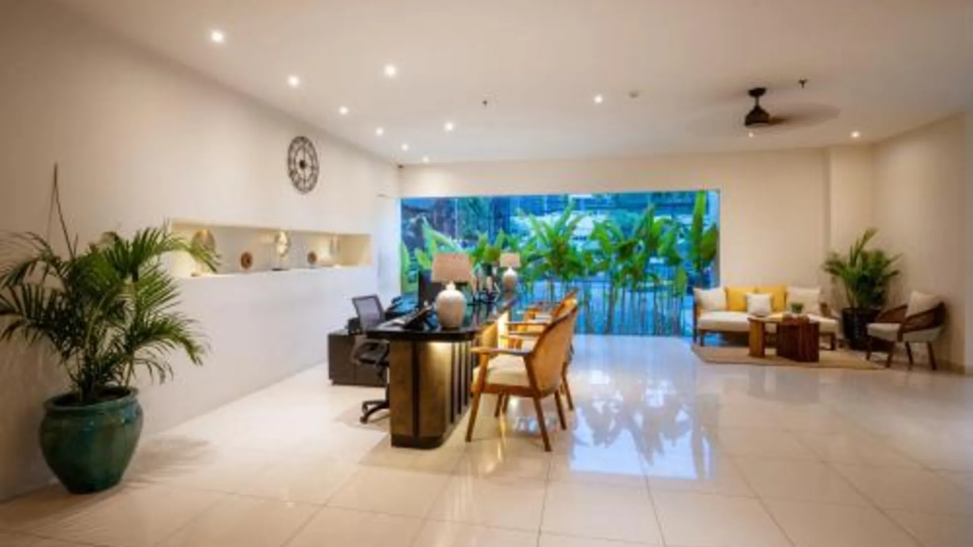 발리 크리스탈쿠타 호텔 - 발리 3성급 호텔 레스토랑