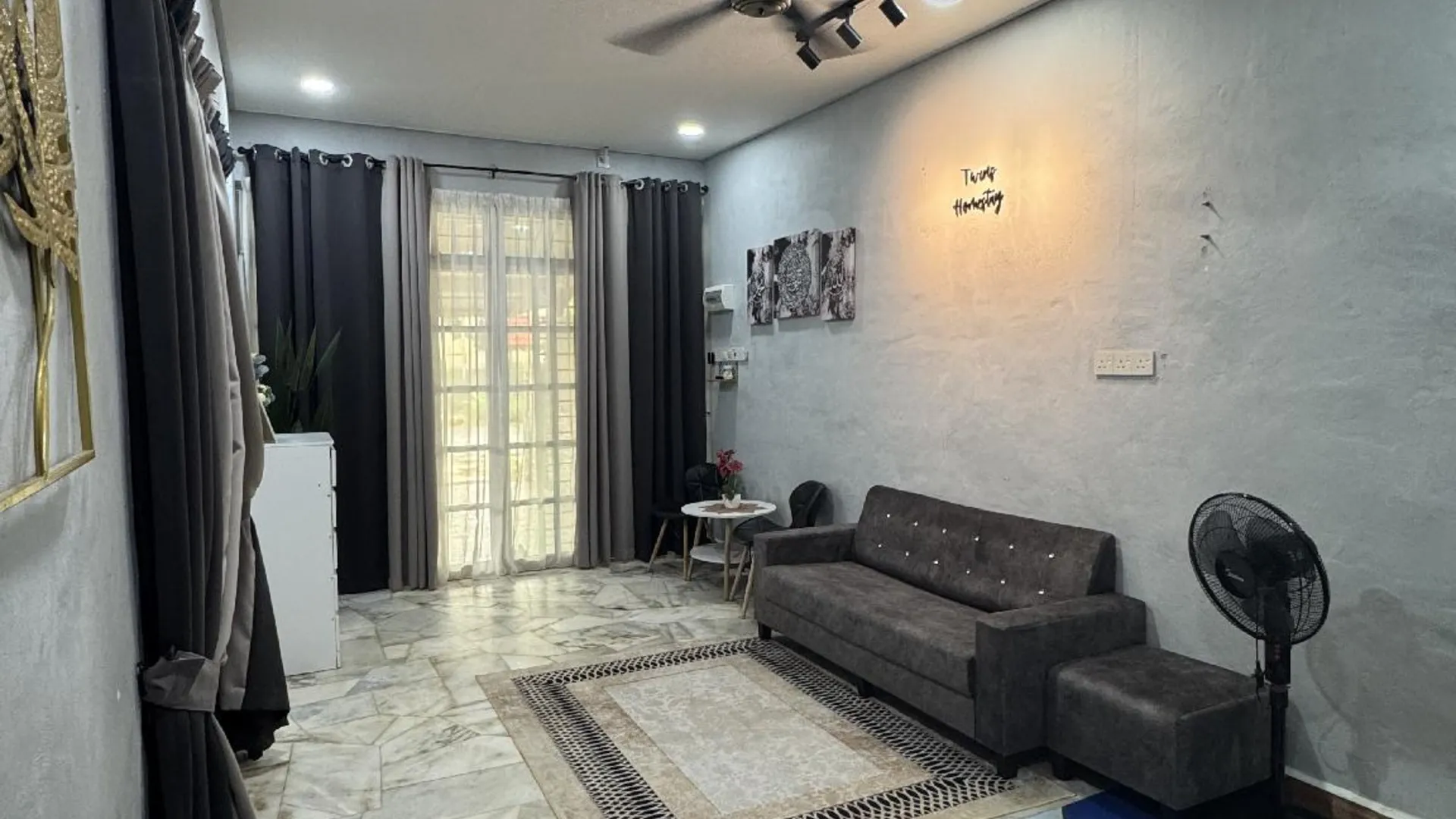 쿠알라 네랑 쿠알라 네랑의  (m², 침실 2개, 프라이빗 욕실 1개) 3성급 게스트하우스 수영장