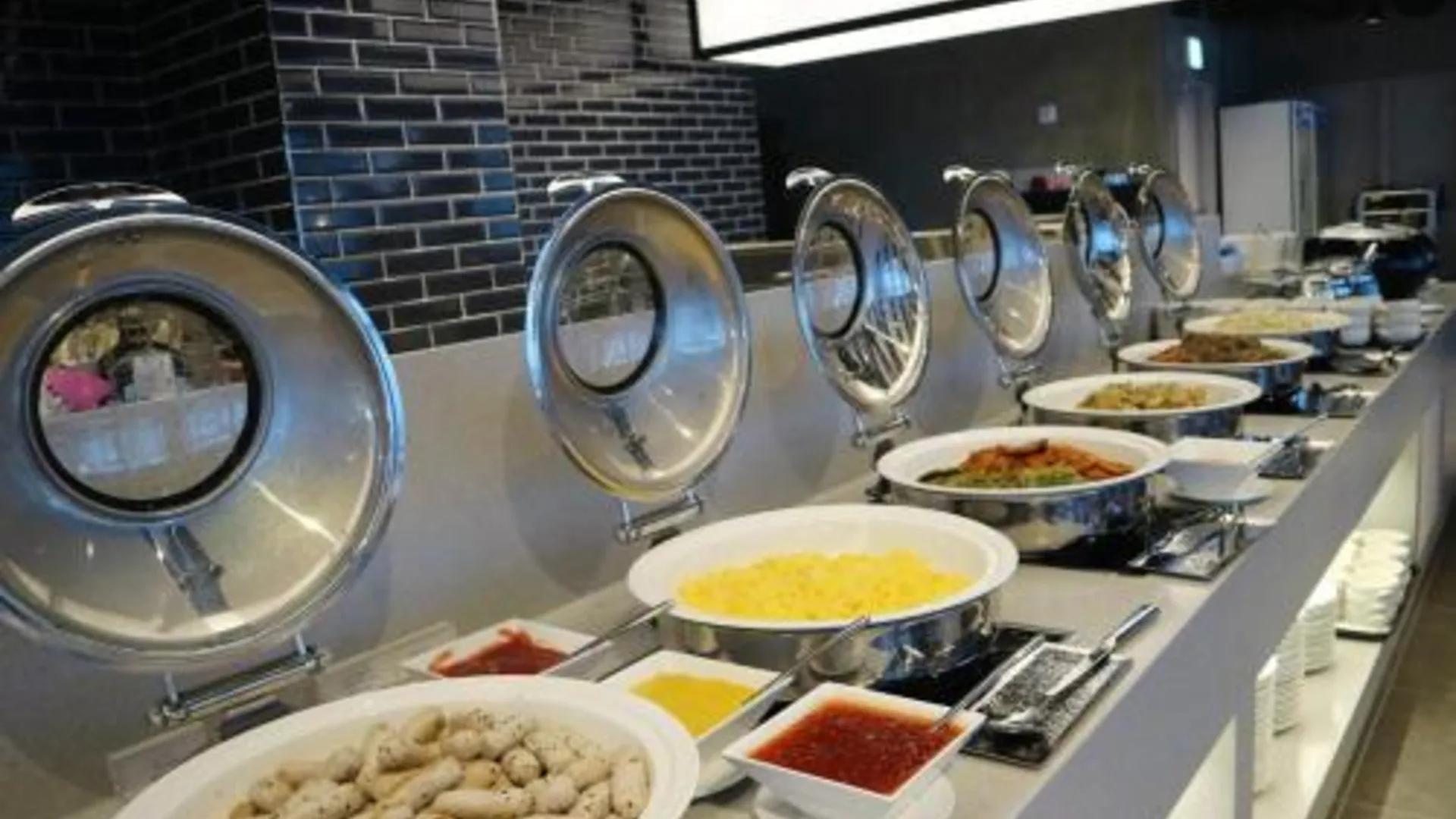 부산 라마다 앙코르 바이 윈덤 부산 해운대 4성급 호텔 수영장