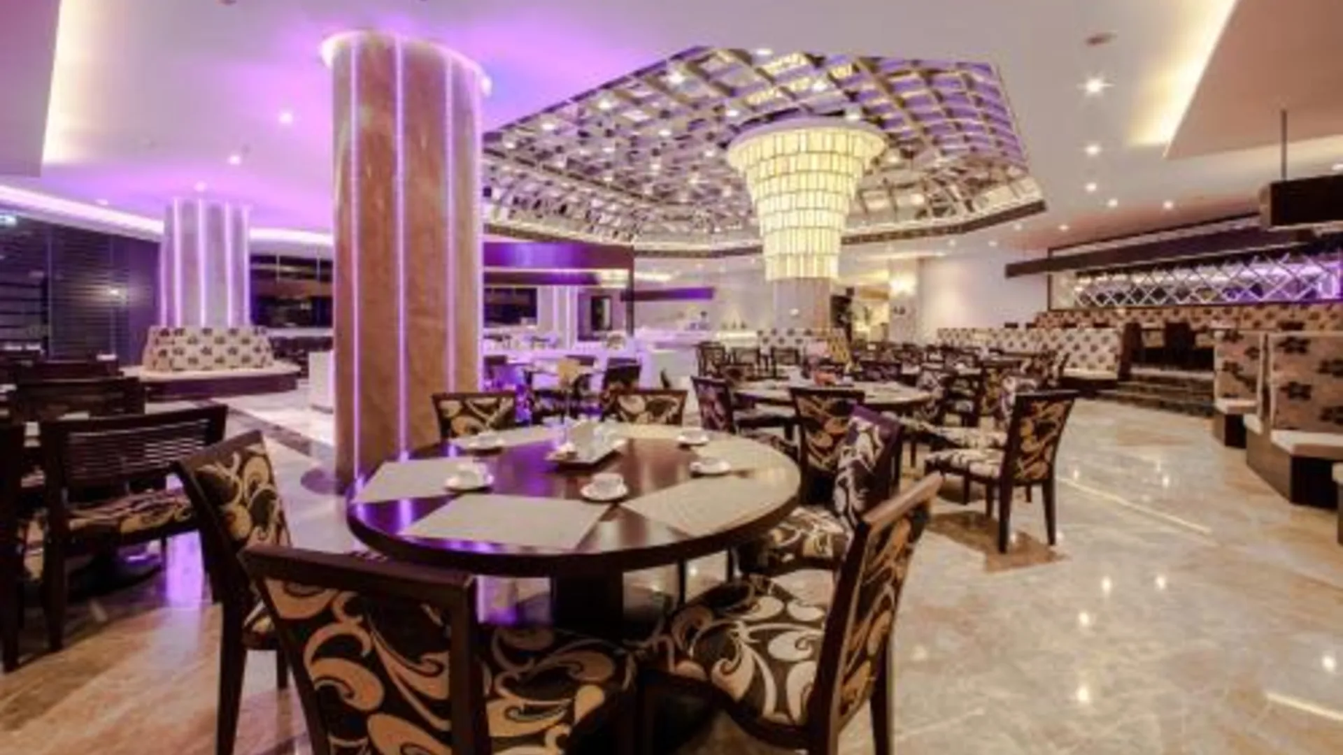 하노이 아미 호텔 응위엔 트라이 푸옹 4성급 호텔 외관