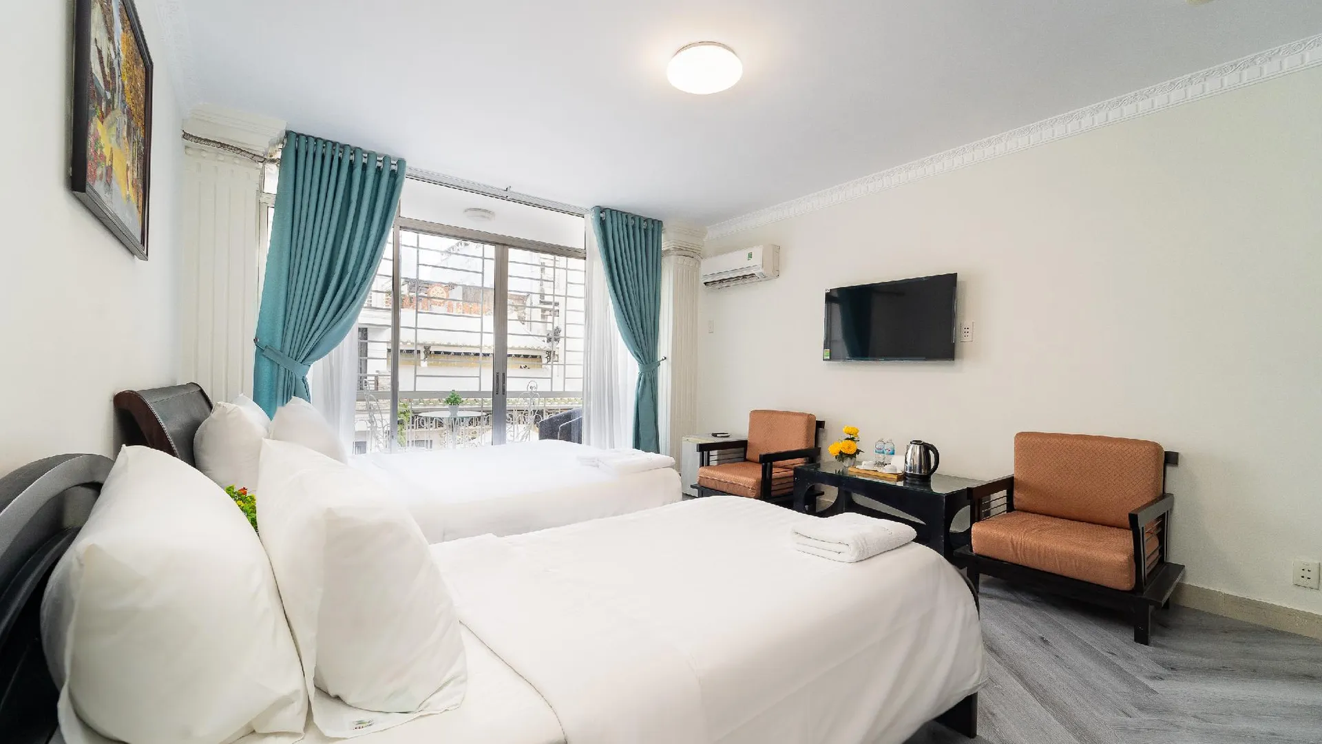 호치민 엘오라 - 부이비엔 워킹 스트리트 2성급 호텔 스위트룸