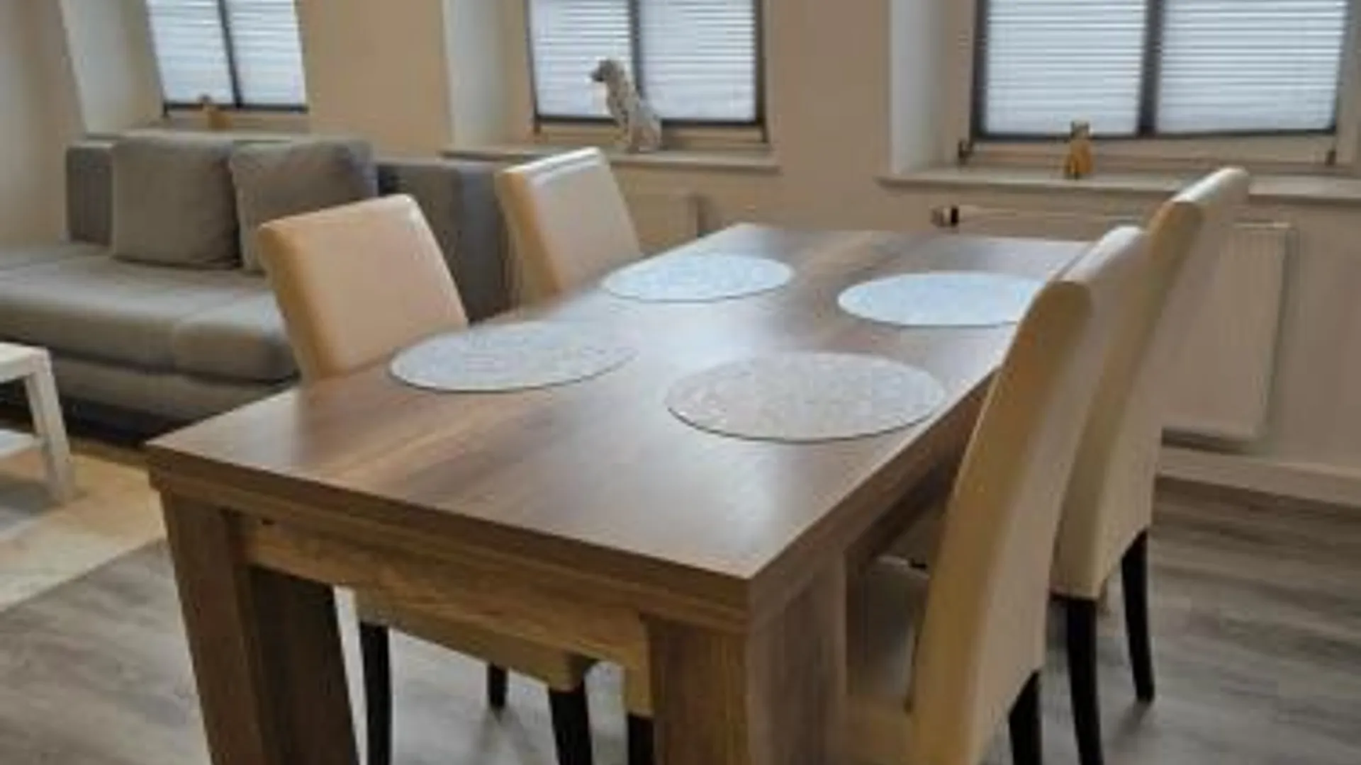 지타우 FERIENWOHNUNG 70m2 APARTMENT in ZITTAUER STADTZENTRUM INNENSTADT INNENRING TOP LAGE - WOHNEN AUF ZEI 3성급 싱글룸 외관