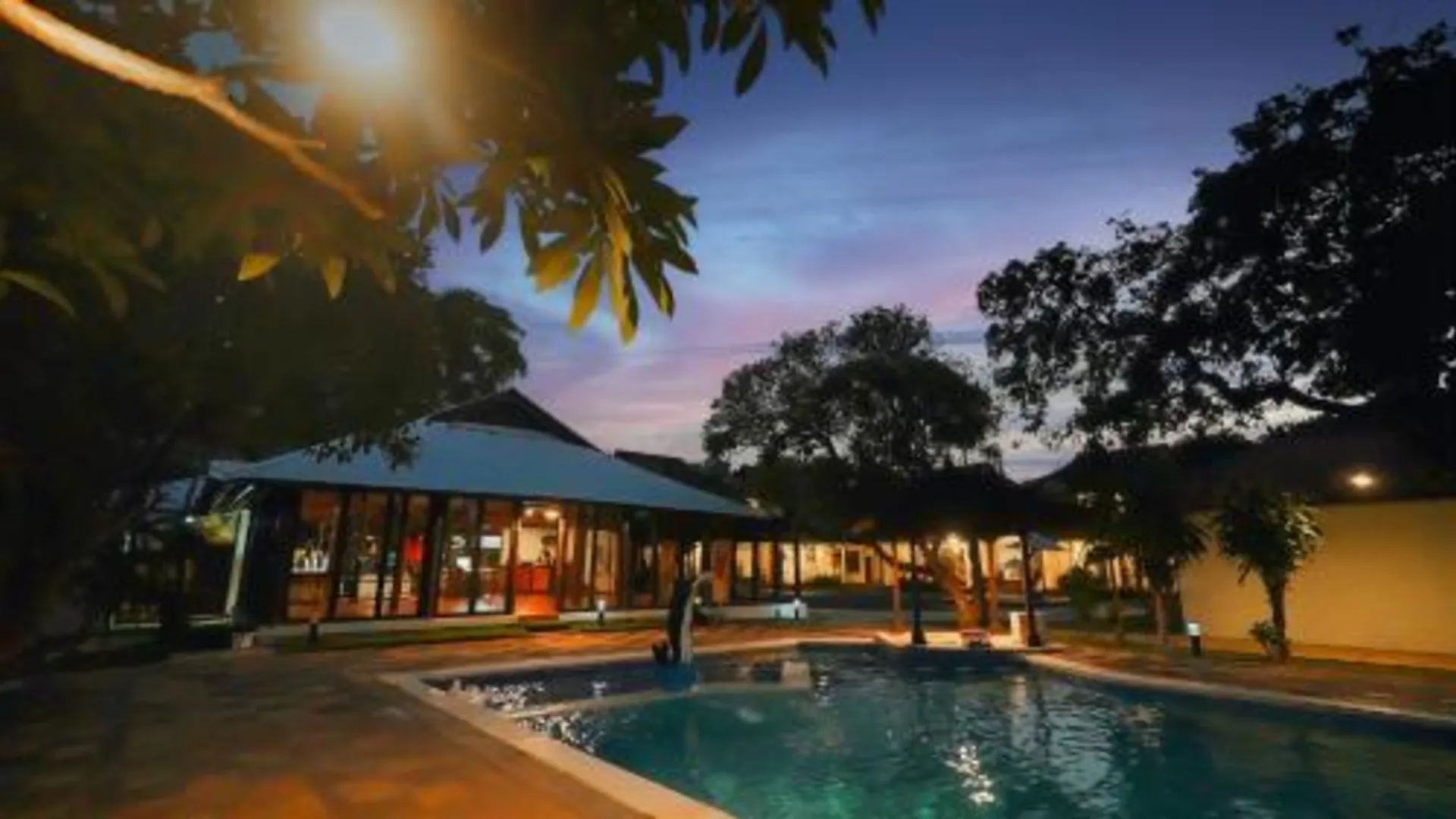 발리 K's Beach Resort 3성급 호텔 외관