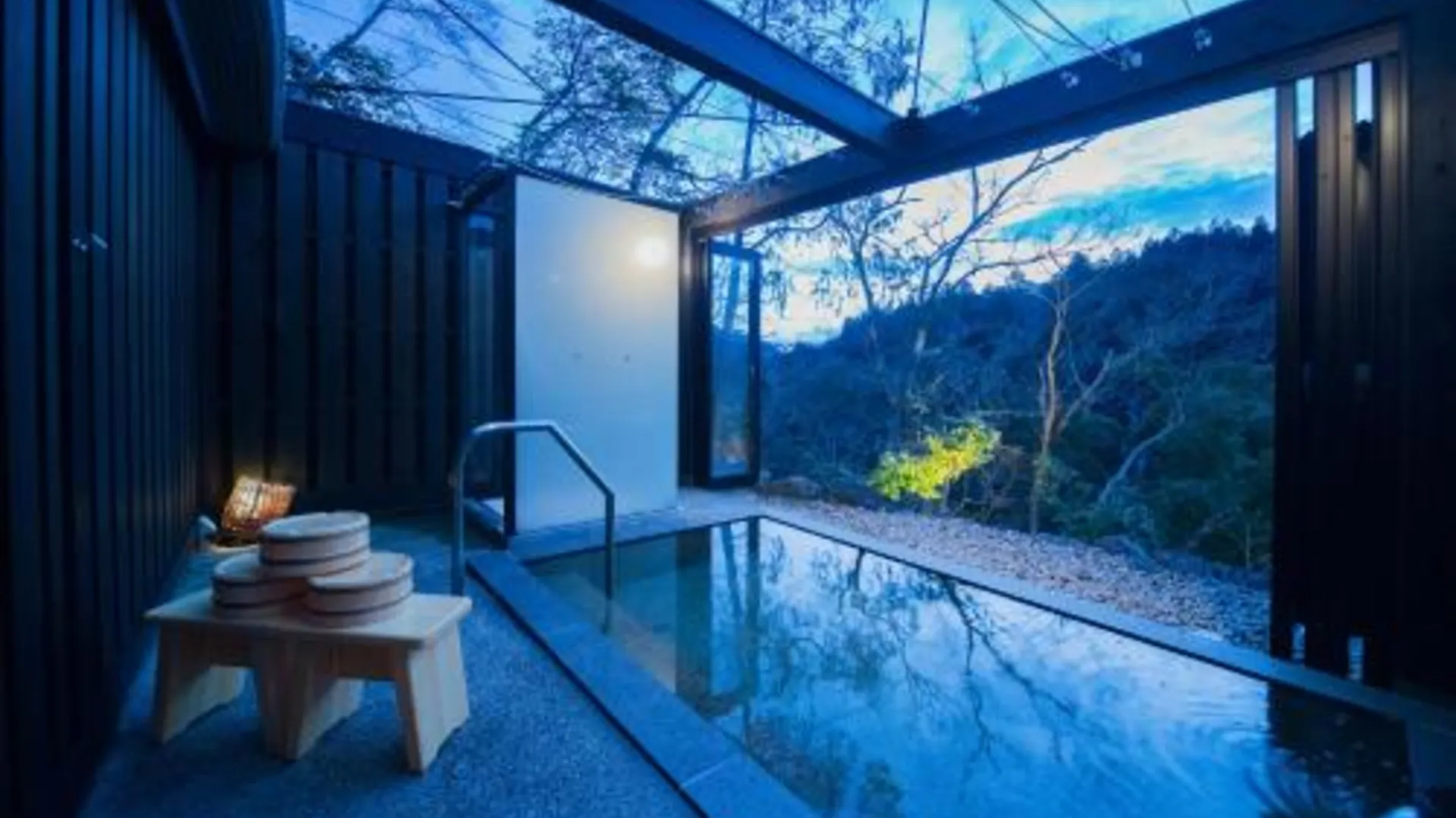 교토 모미지야 혼칸 타카오 산수 료칸 4성급 호텔 외관