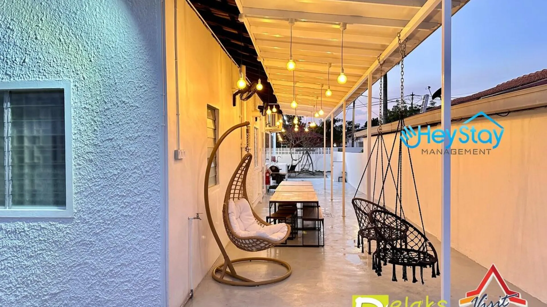 말라카 Klebang Villa 17Pax PrivateSwimmingPool TownArea by HeyStay Management 3성급 게스트하우스 레스토랑