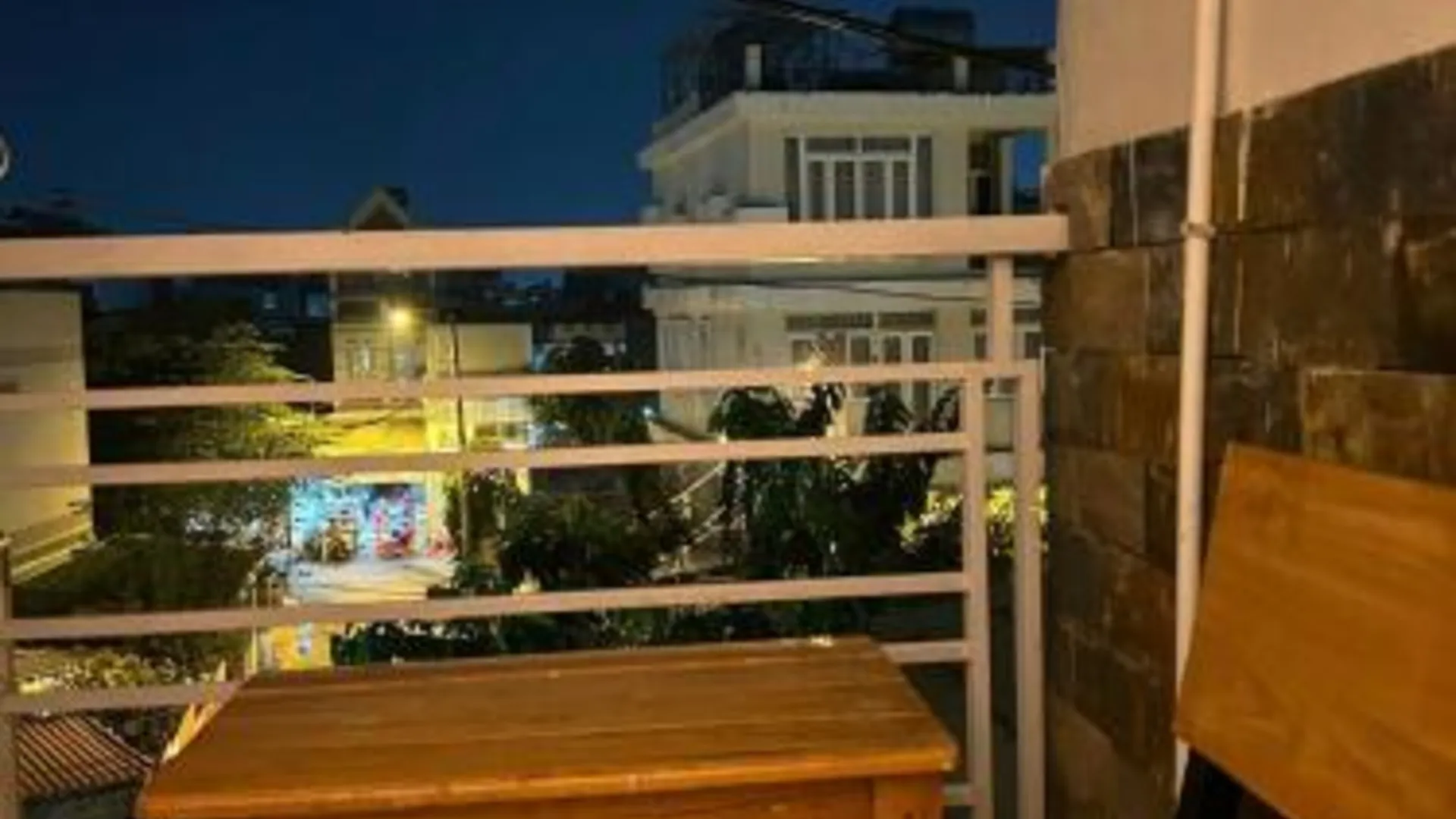 호치민 December Homestay studio ban công 호텔 외관