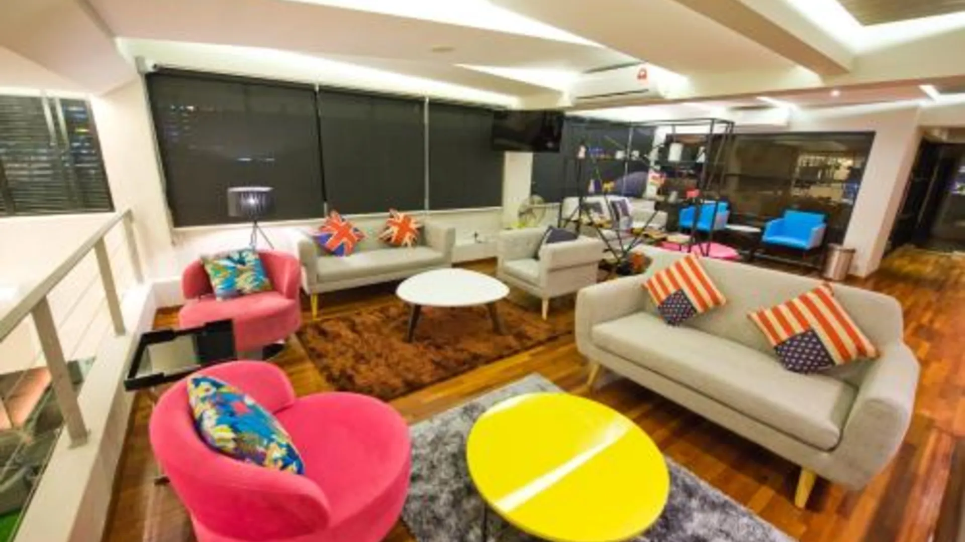 쿠안탄 리버사이드 부티크 호텔 2성급 호텔 로비