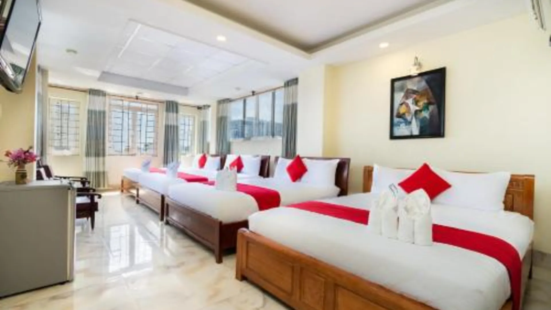 호치민 루비 사이공 호텔 - 탄 빈 5성급 호텔 스위트룸