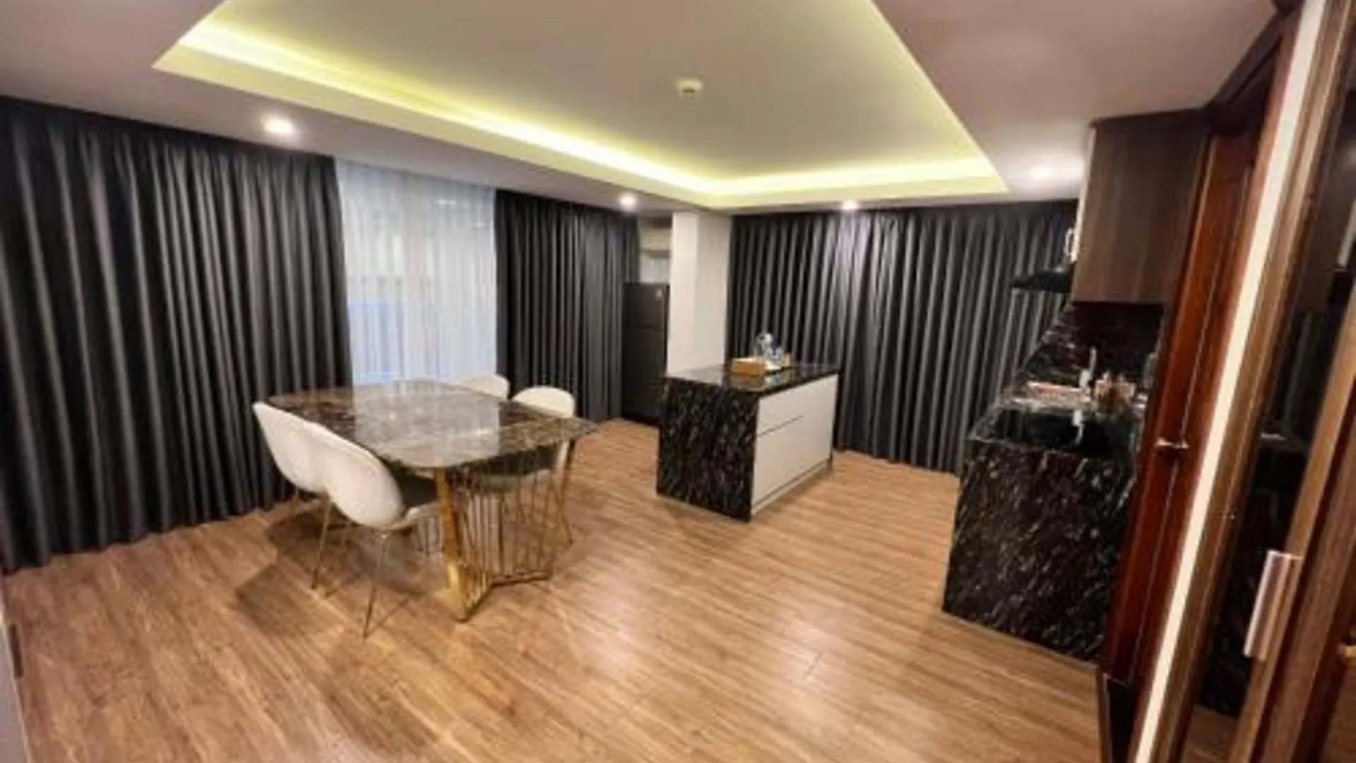 호치민 Nam Hy 1 Hotel 2성급 호텔 로비