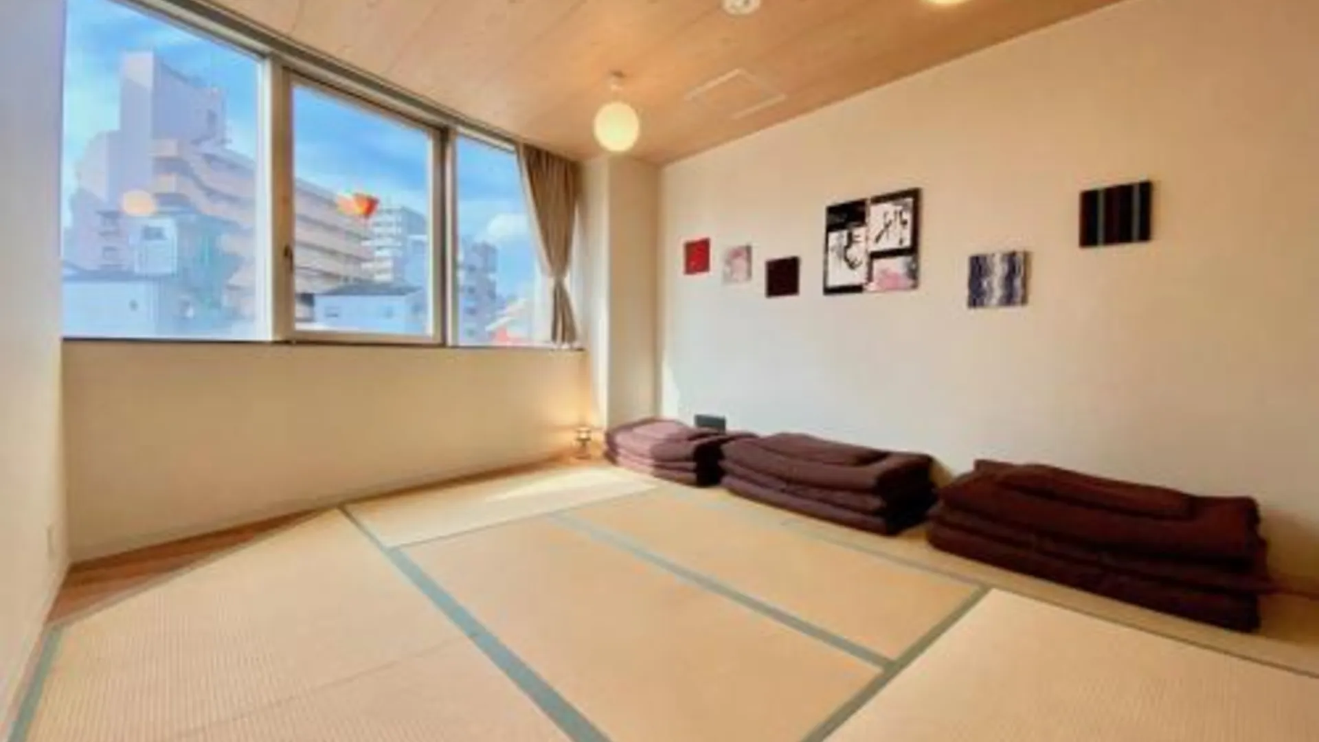 오사카 오사카 게스트하우스 네스트 2성급 호텔 스위트룸