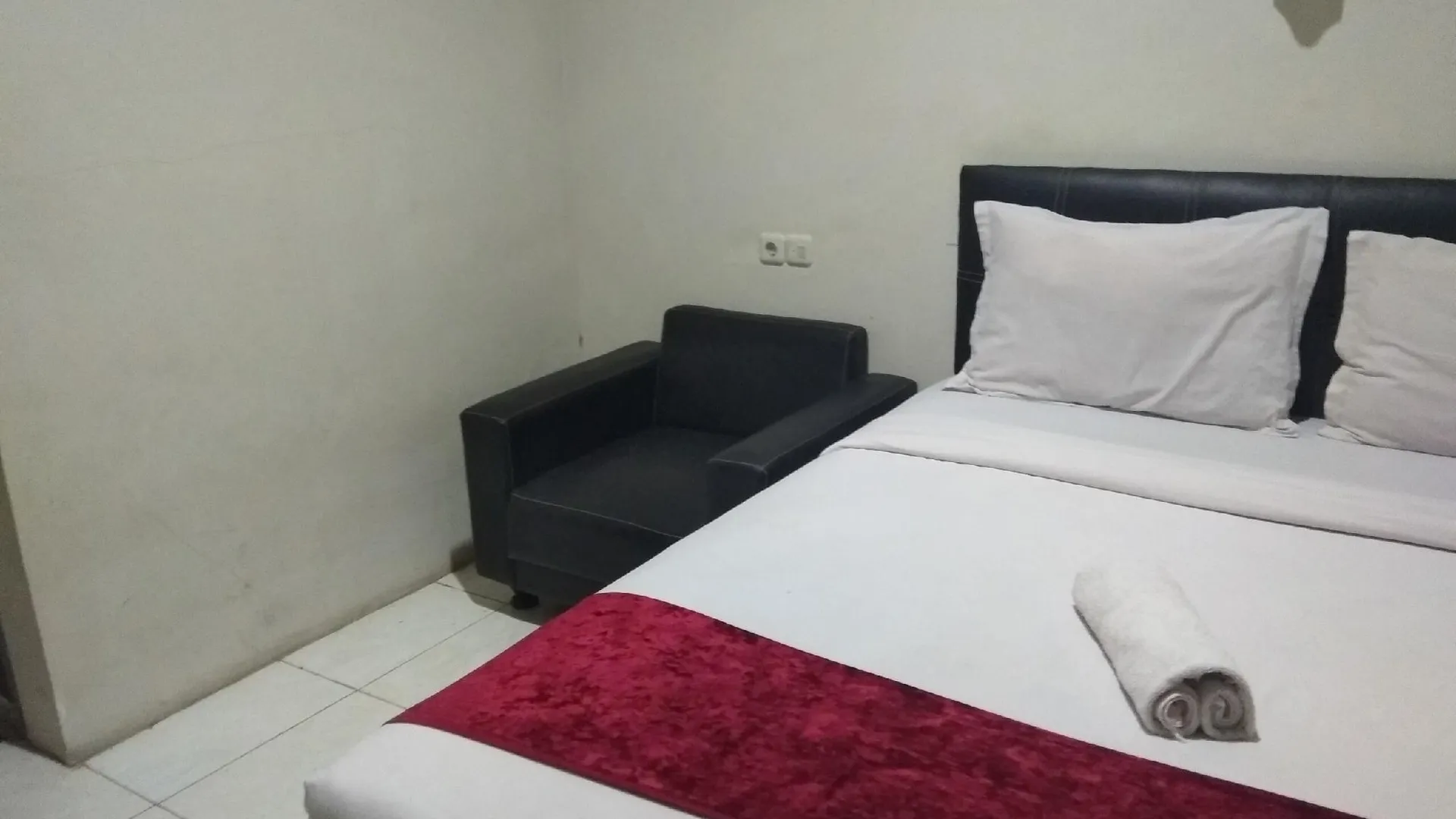 마카사르 Hotel O Satya Homestay 2성급 호텔 외관