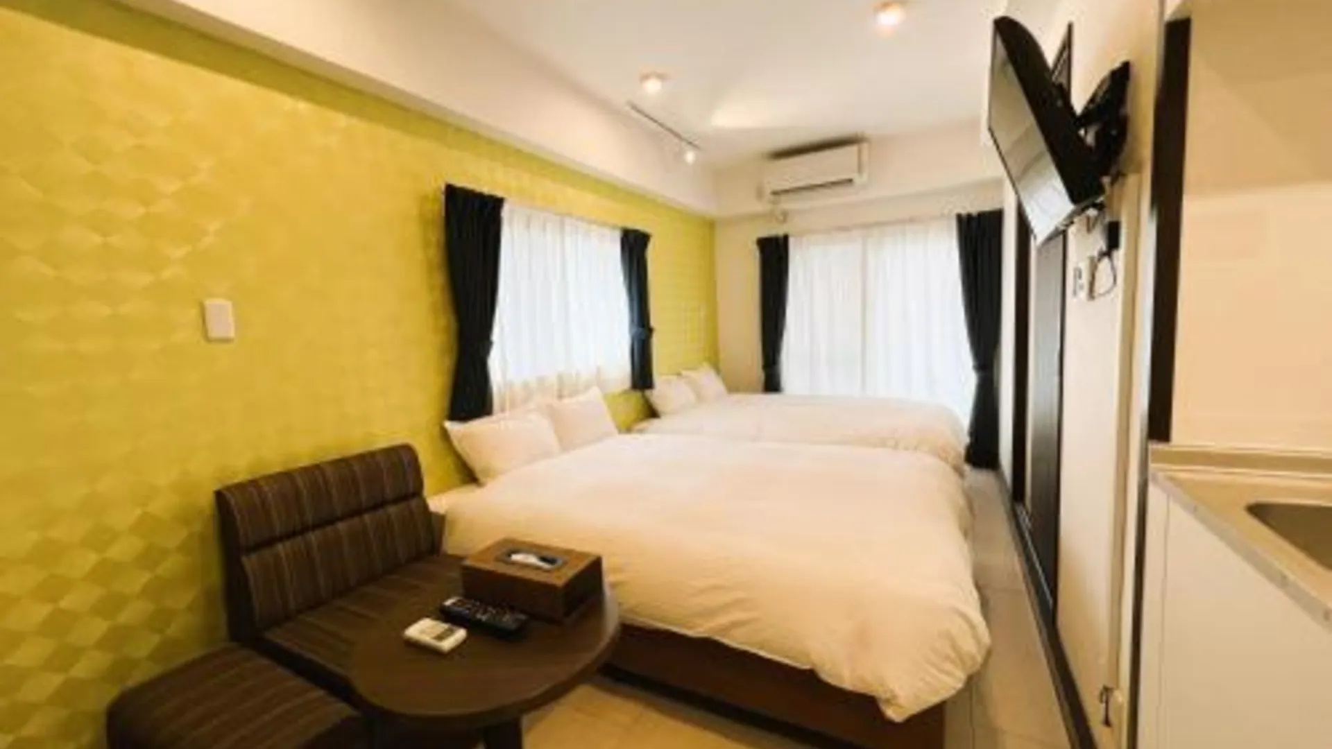 오키나와 본섬 비비 호텔 후텐마 3성급 호텔 스위트룸