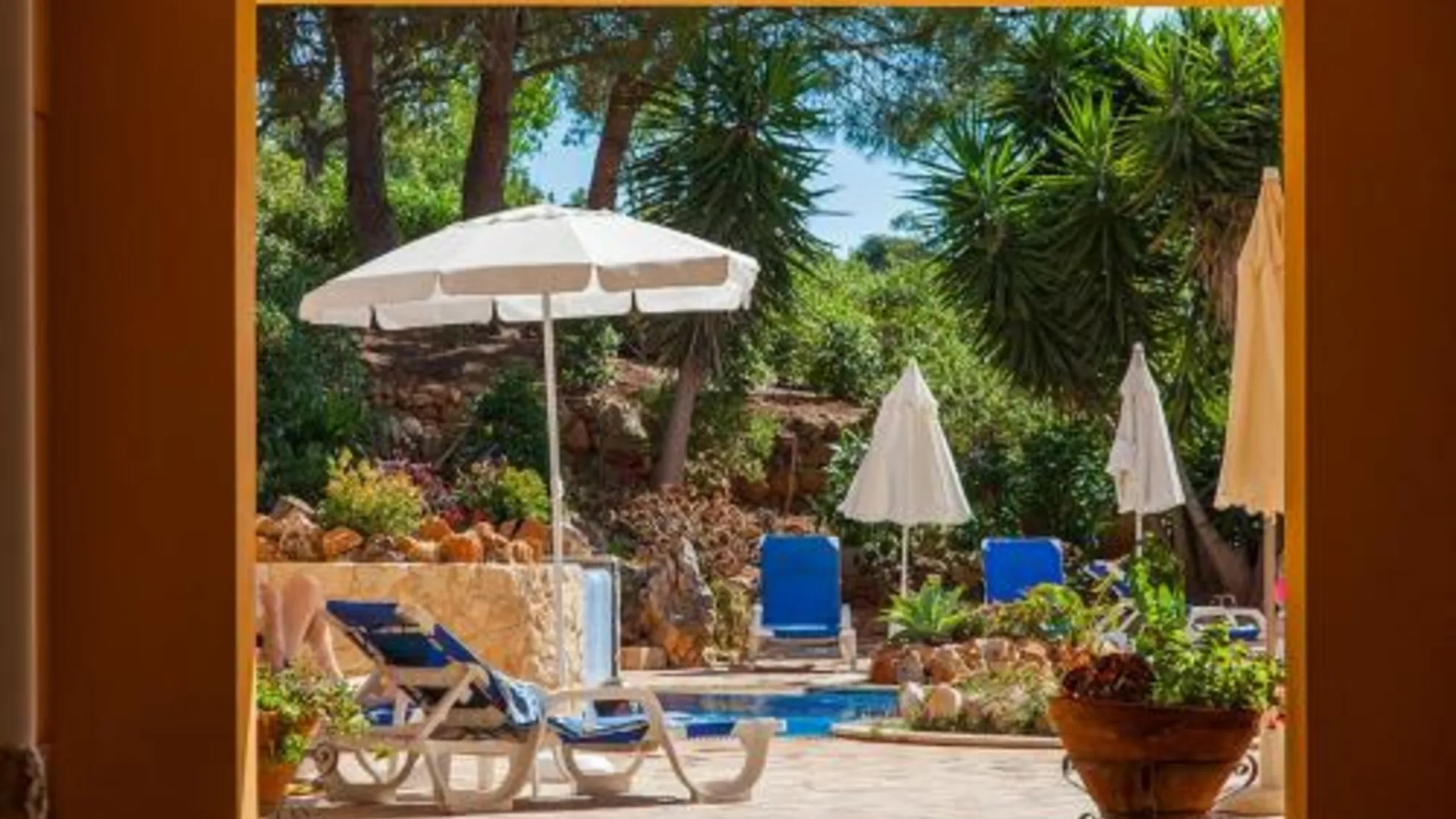 루즈 Montinho De Ouro 3성급 호텔 수영장