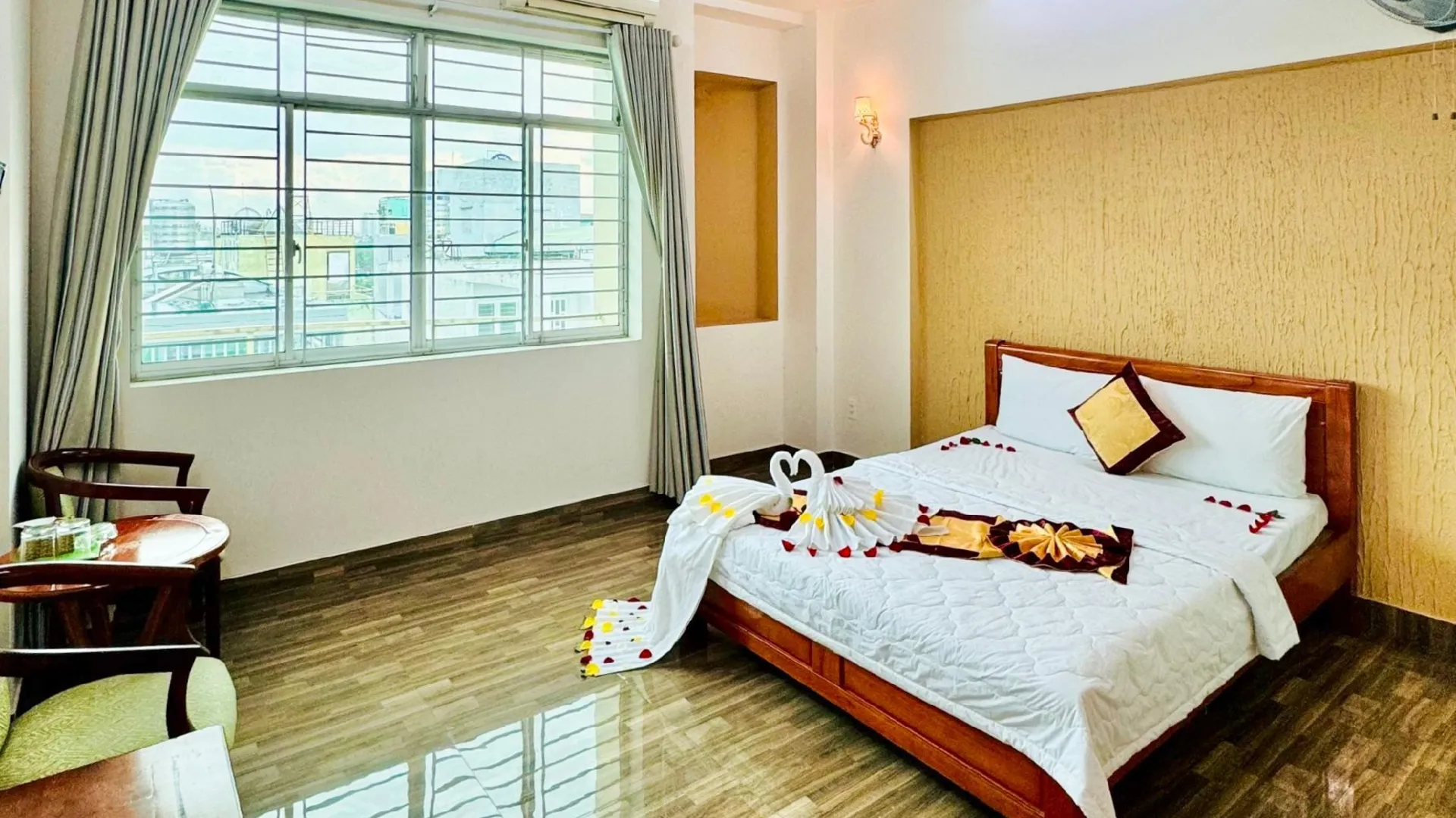 호치민 둑 푹 호텔 1성급 호텔 객실