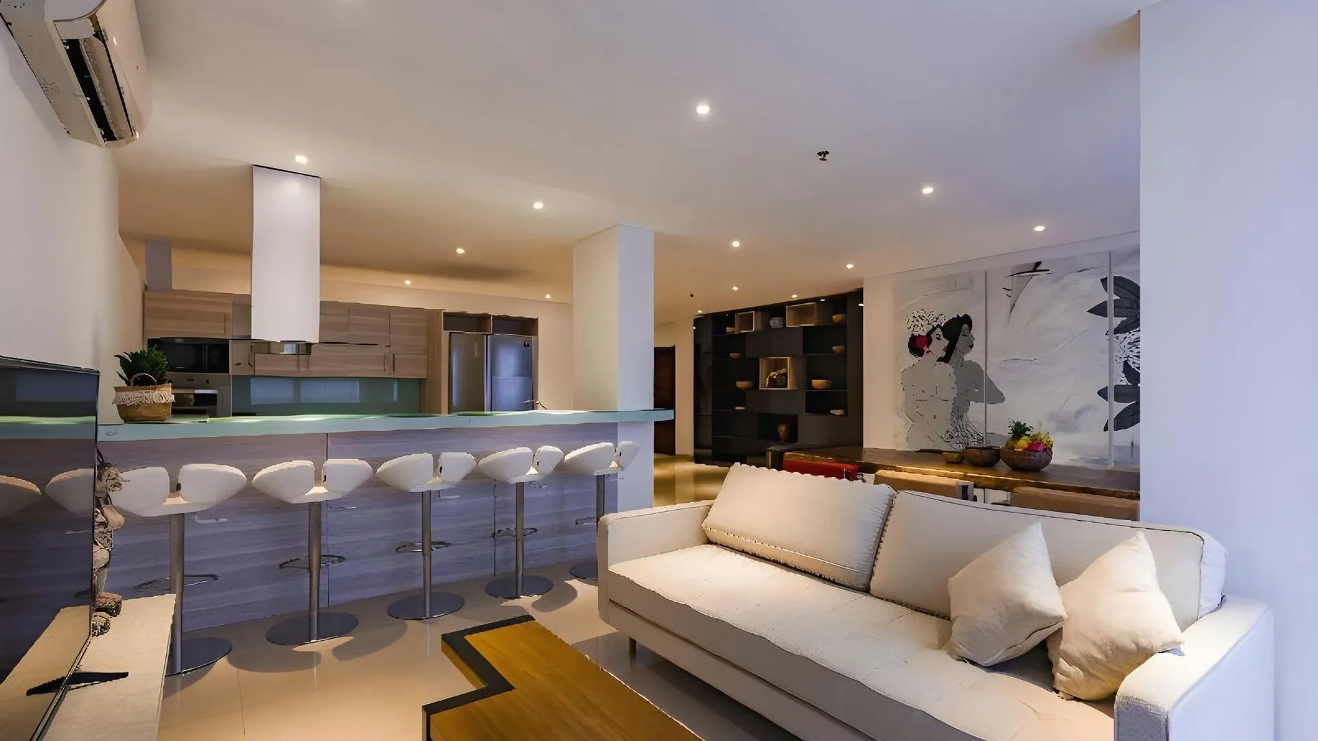 발리 이마니 스위트 4성급 호텔 수영장