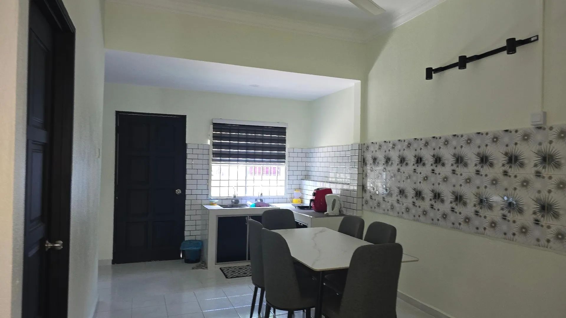 타나 메라 타나 메라의 프라이빗 하우스 (m², 침실 3개, 프라이빗 욕실 2개) 3성급 게스트하우스 부대시설