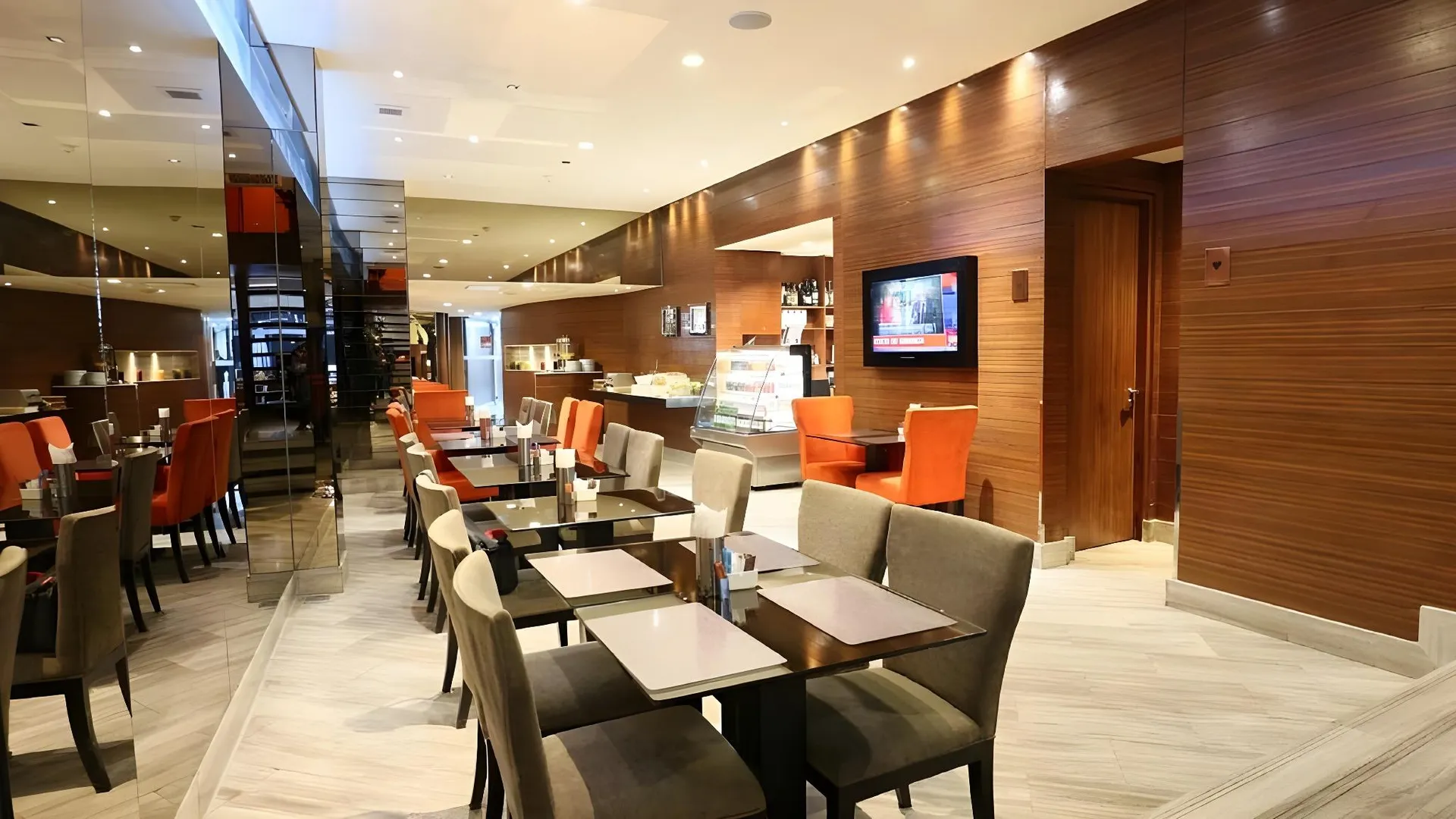 방콕 온 8 수쿰빗 나나 방콕 3성급 호텔 부대시설