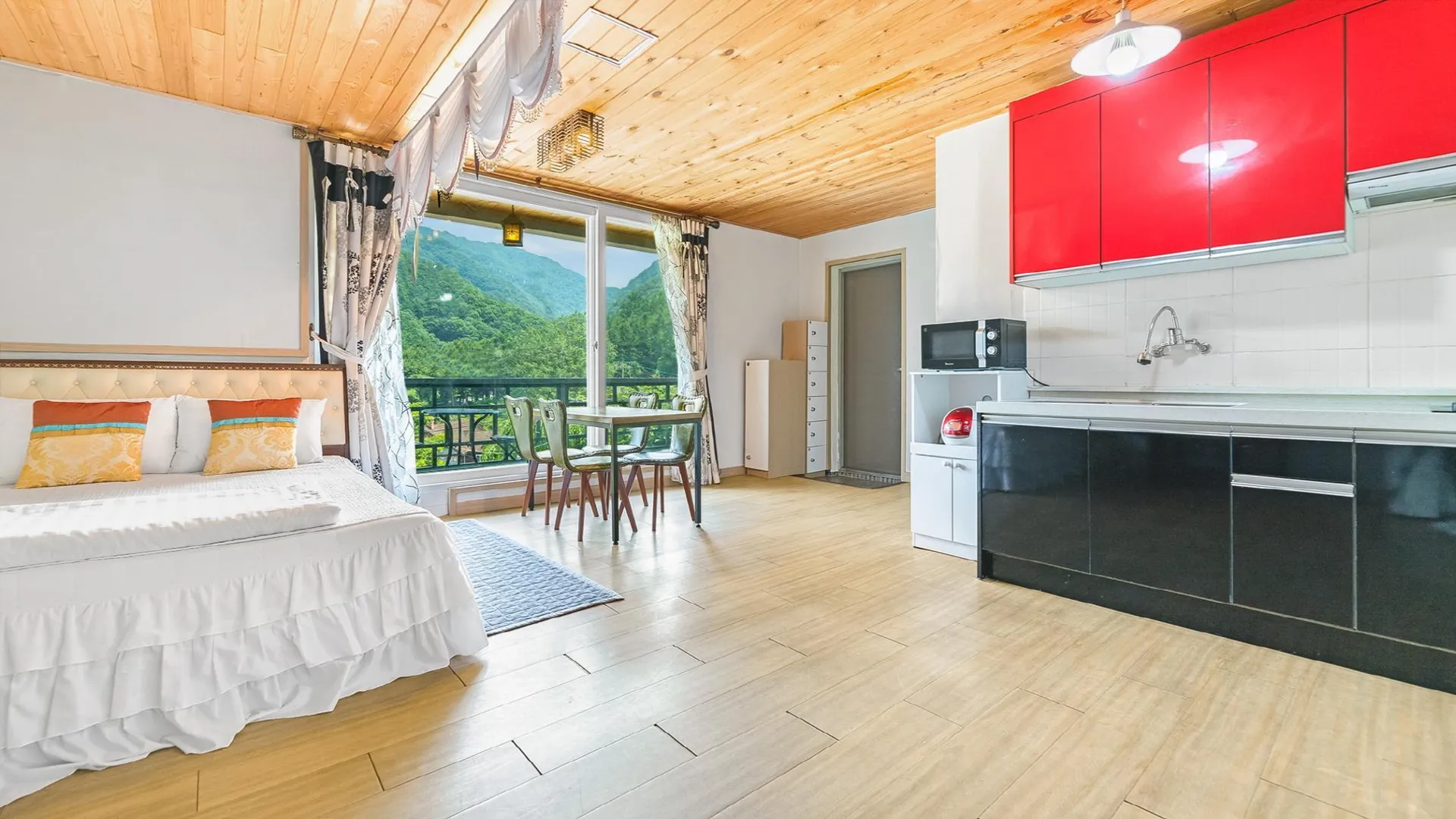 가평 가평 산아래 펜션 3성급 게스트하우스 스위트룸