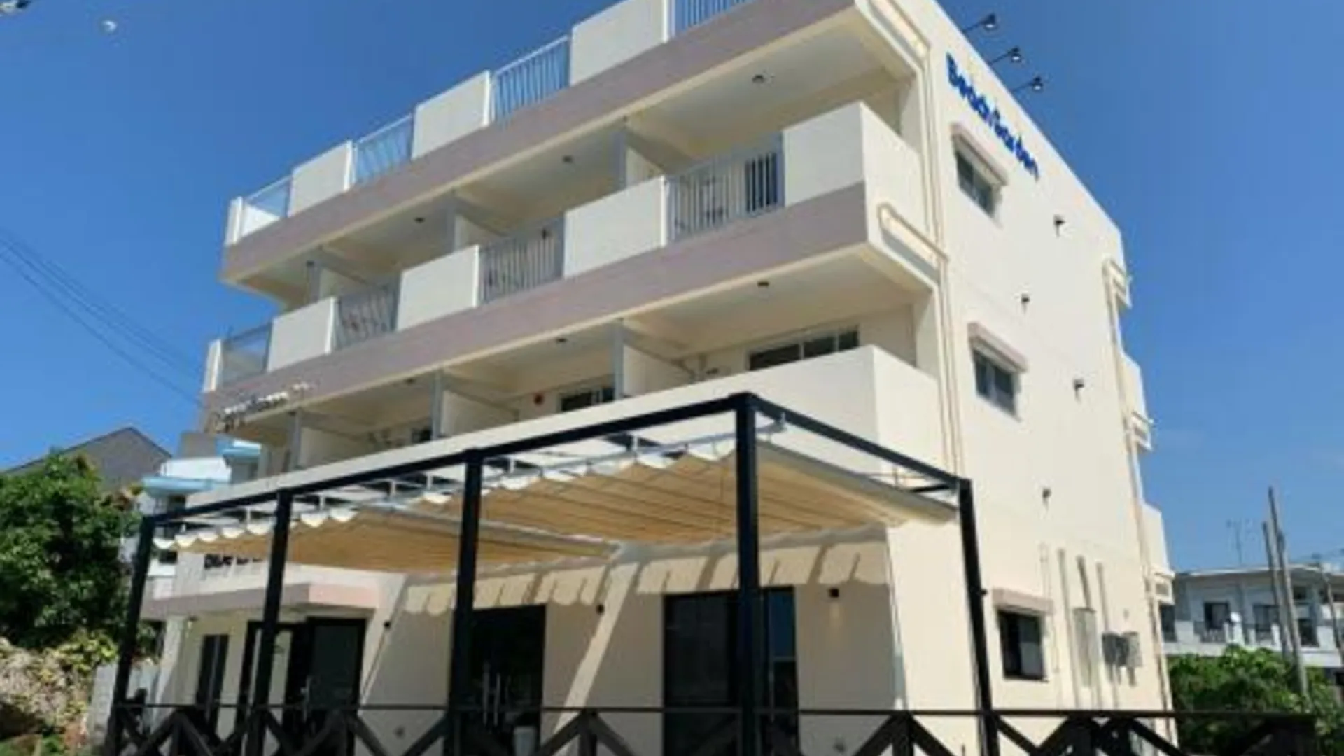 오키나와 본섬 Blue Entrance 3성급 게스트하우스 객실