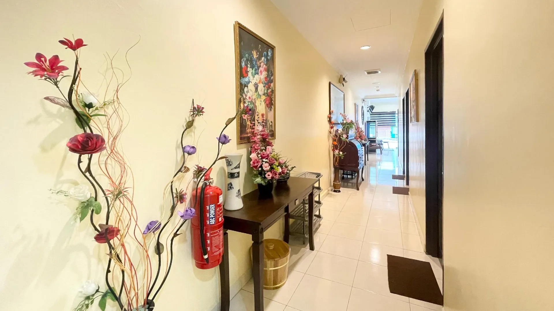 세리 만중 OYO 90369 Safari Hotel Lumut 2성급 호텔 부대시설