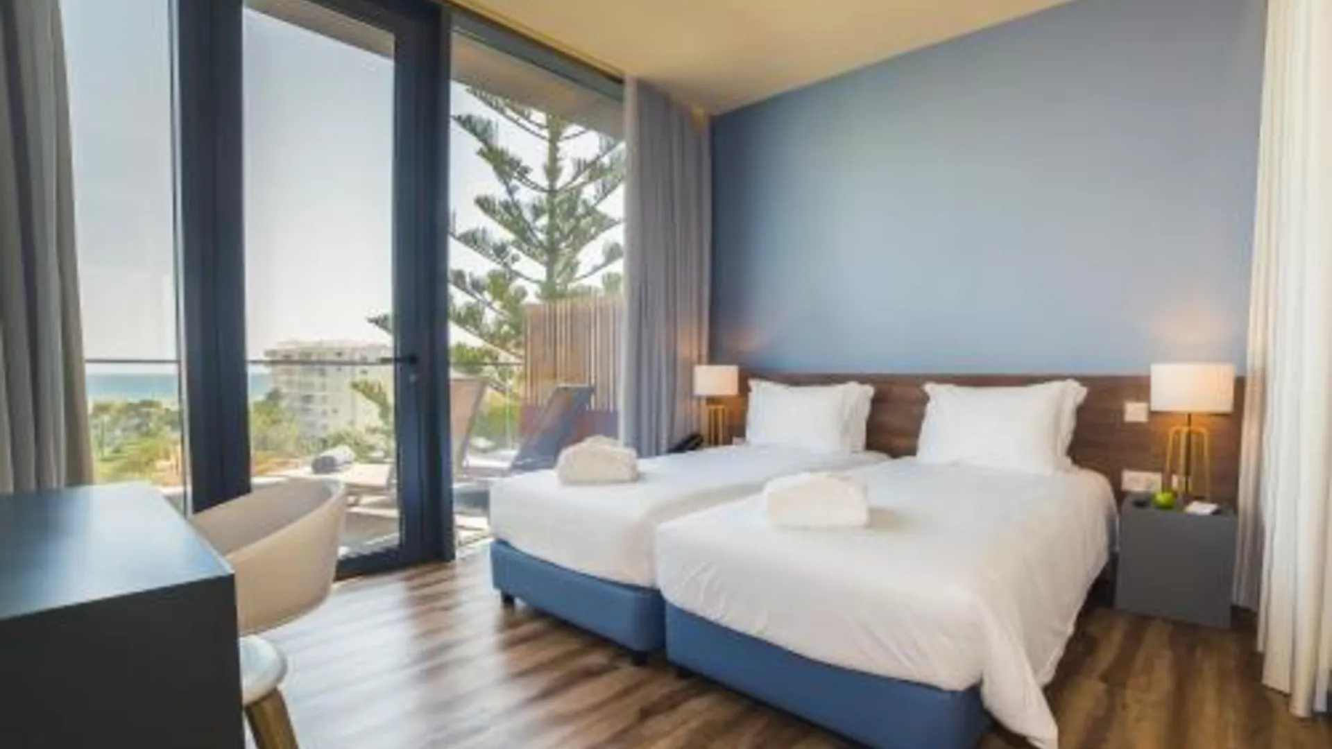 빌라 레알 데 산토 안토니오 The Prime Energize 4성급 게스트하우스 스위트룸