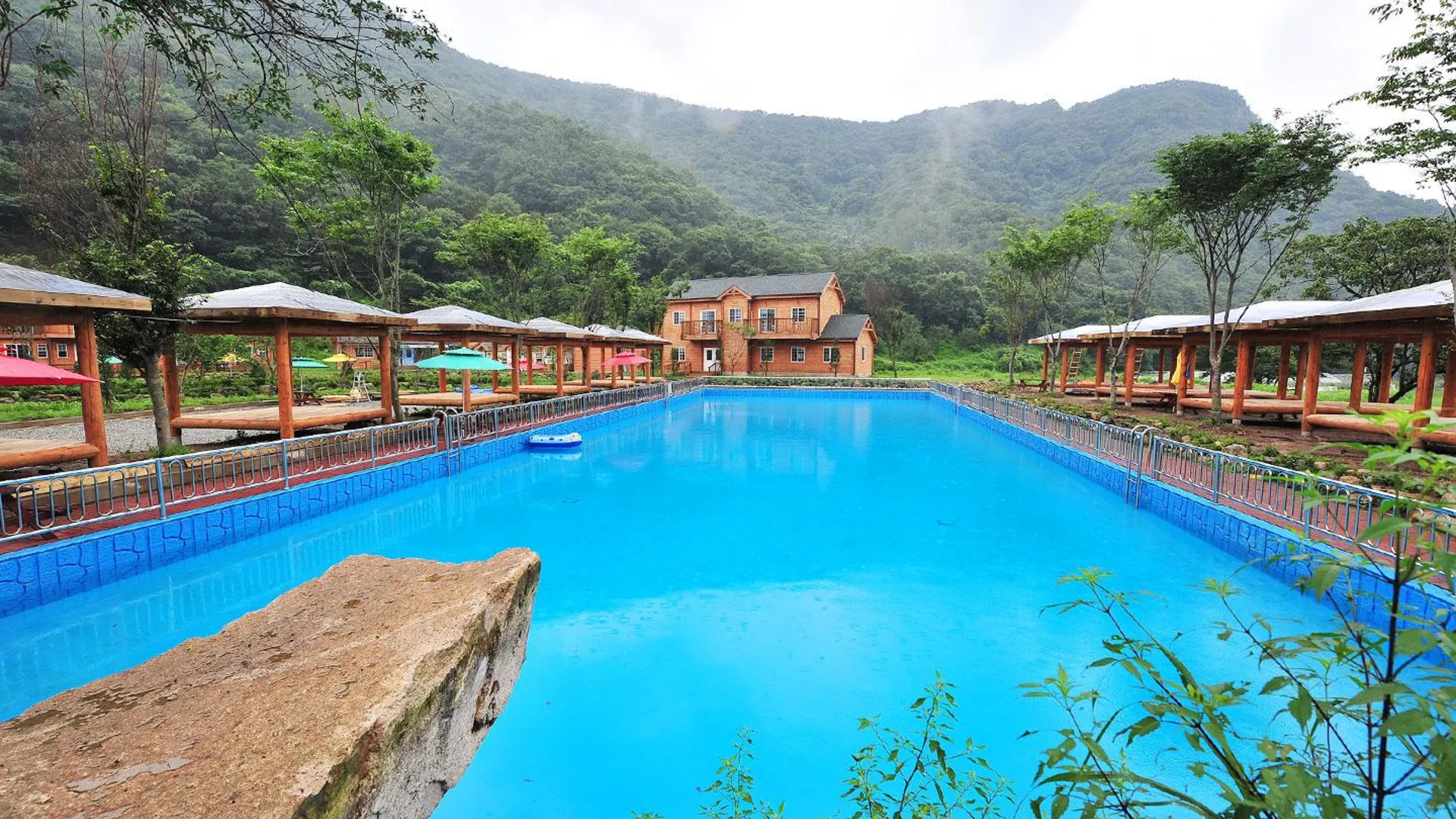 완주 거인산촌생태마을펜션