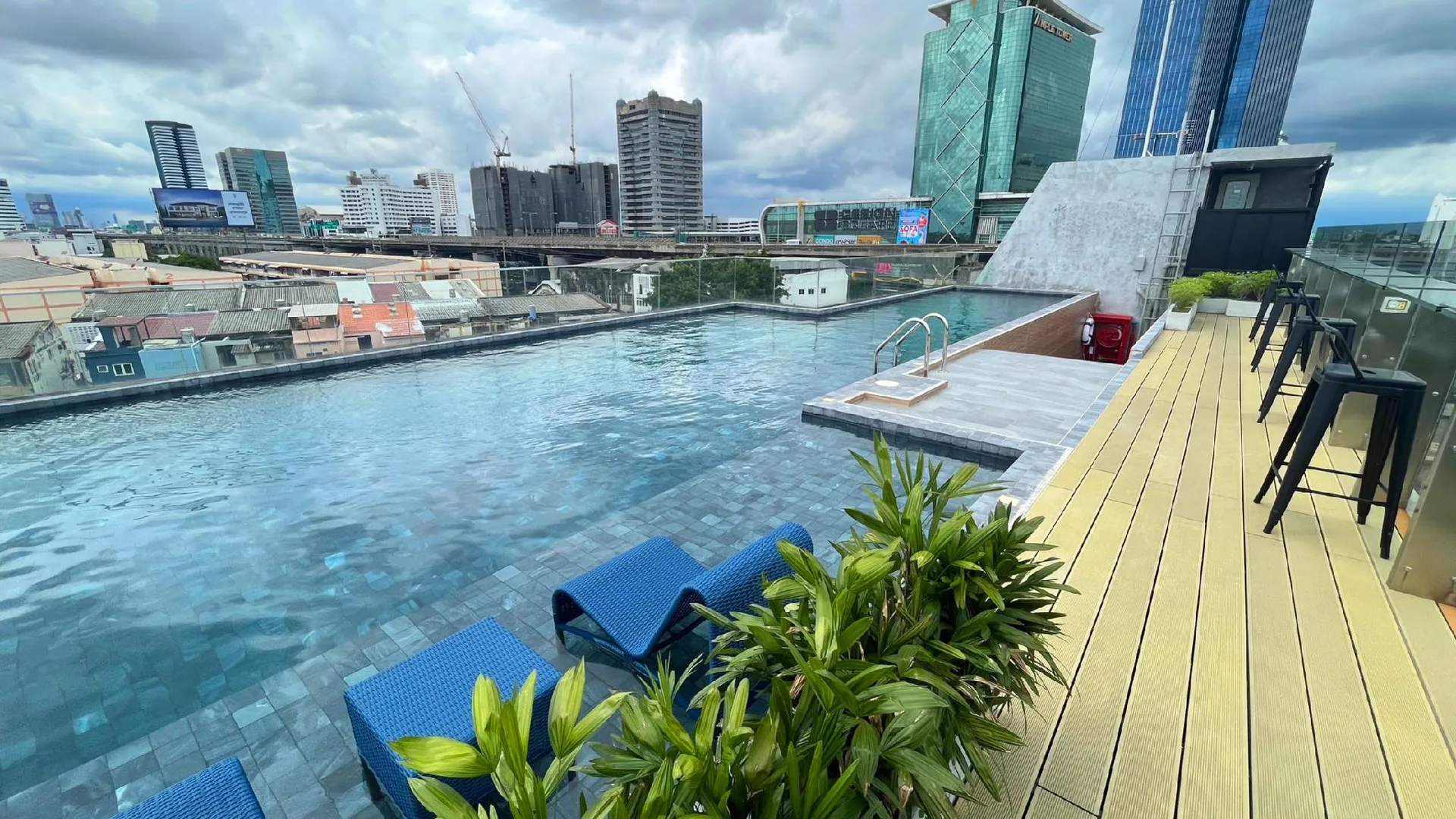 방콕 드 보탄 방나 3성급 호텔 객실