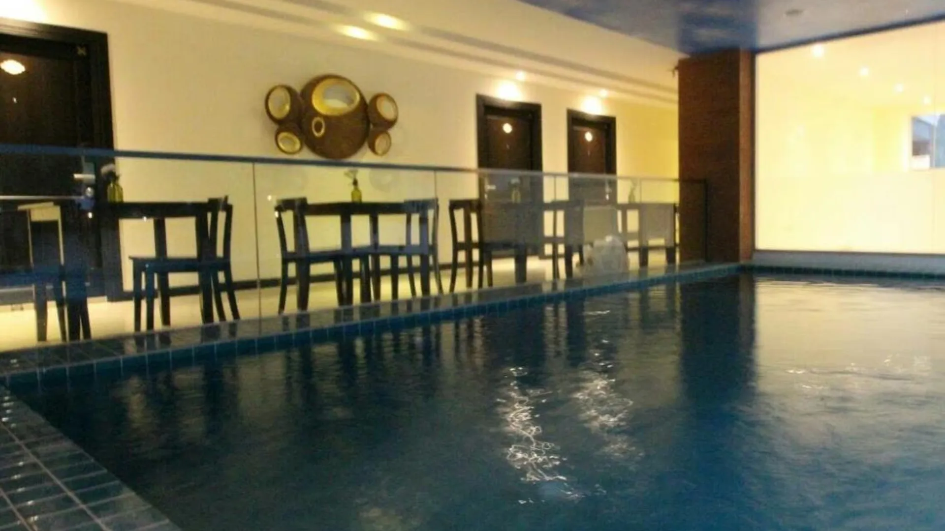 방콕 릴라와디 후아이쾅 3성급 호텔 레스토랑