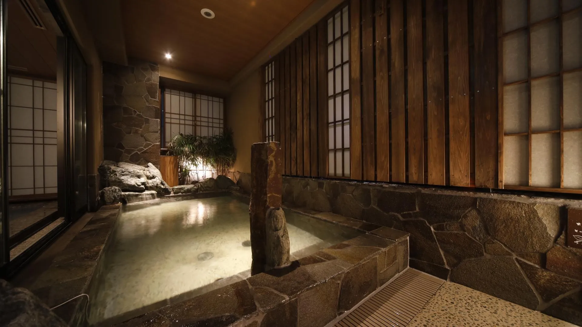 오사카 도미 인 오사카 내추럴 핫 스프링 (타니마치) 4성급 호텔 로비