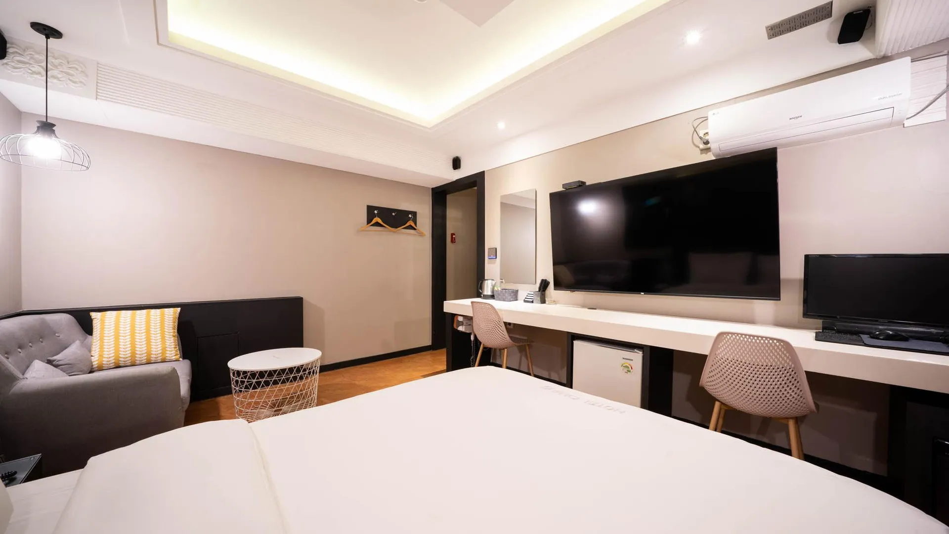 서울 종로 아비숑 2성급 호텔 객실