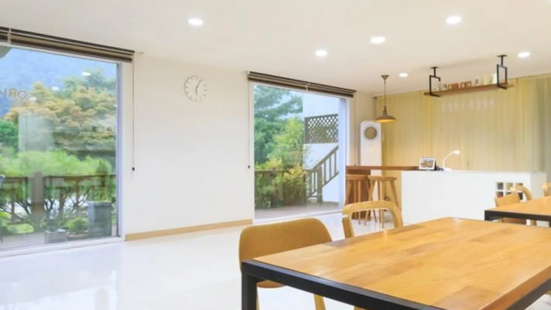 가평 가평 미엔느펜션 2성급 게스트하우스 수영장