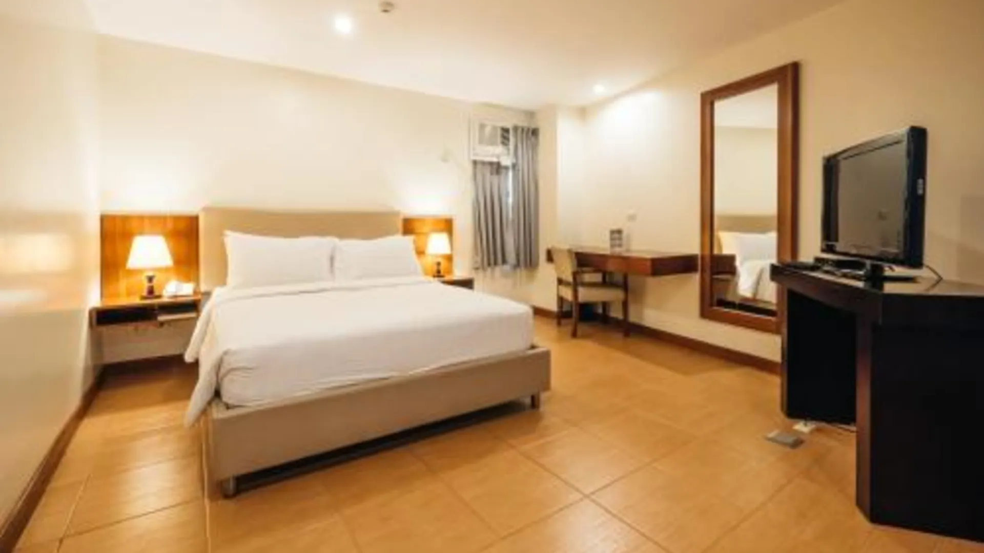 세부 더 웰 호텔 잉크 2성급 호텔 스위트룸