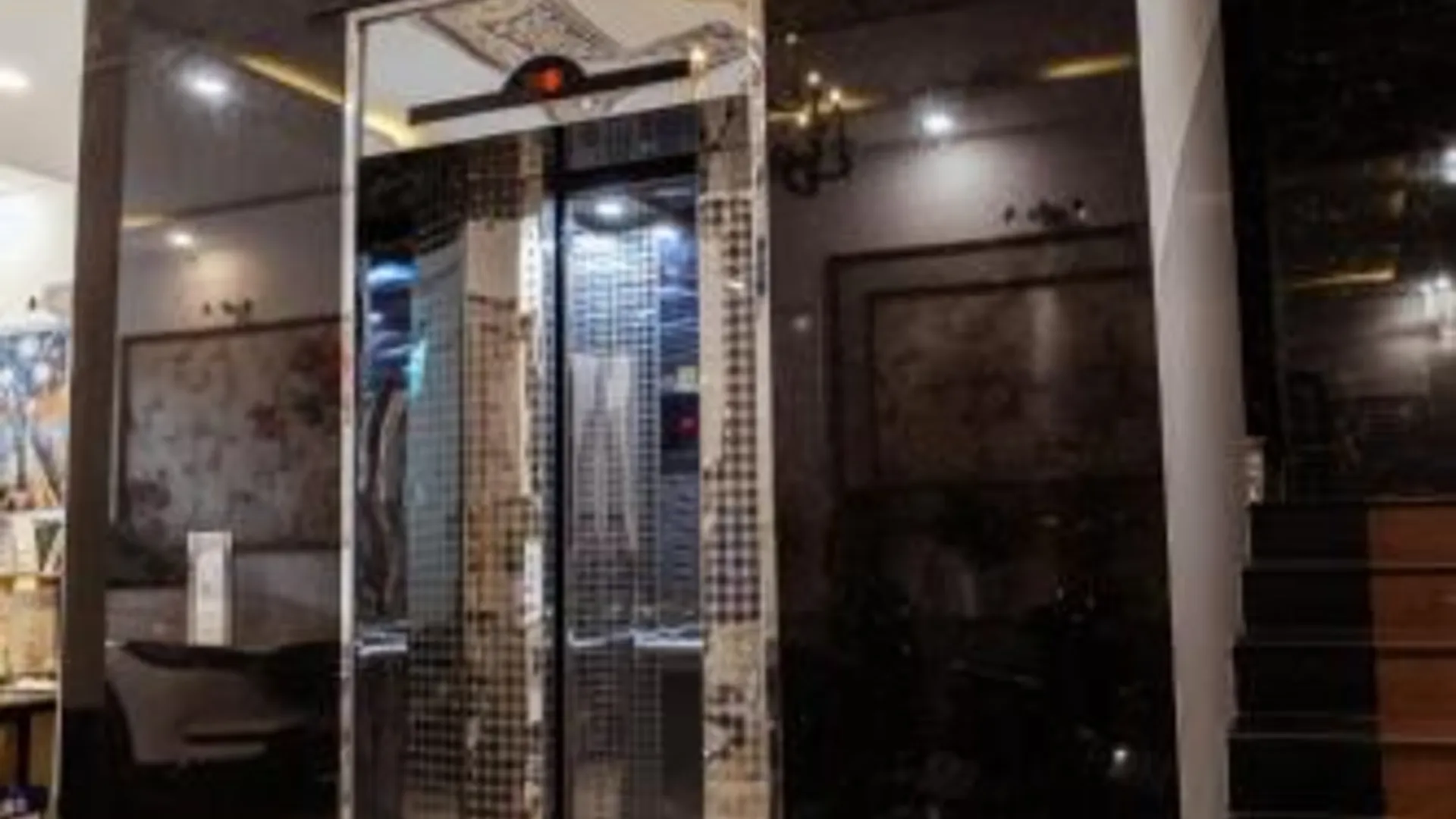 꼰뚬 윈도우 1 호텔 2성급 호텔 객실