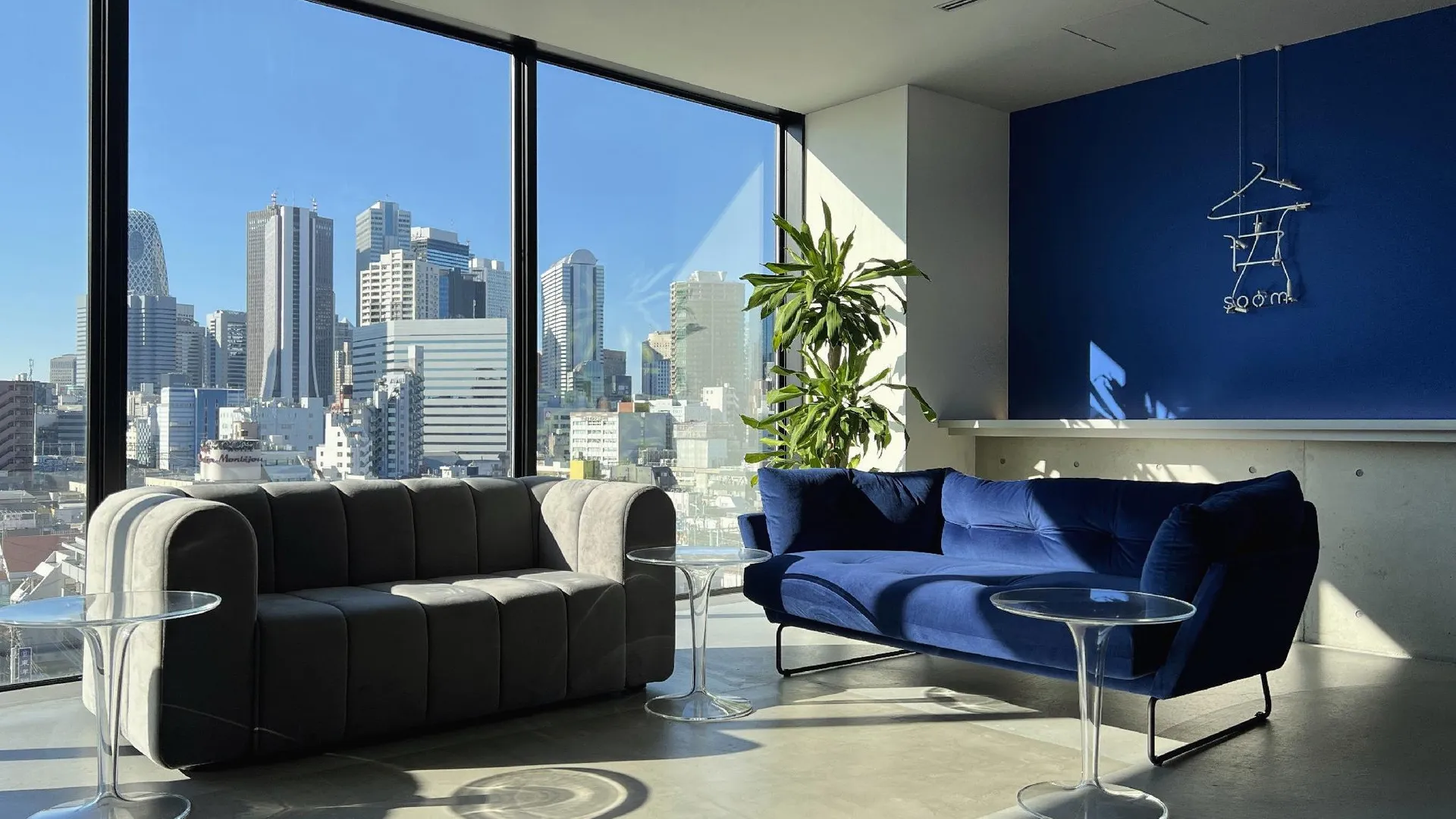 도쿄 / 동경 렘브란트 캐빈 신주쿠 신오쿠보 2성급 호텔 로비