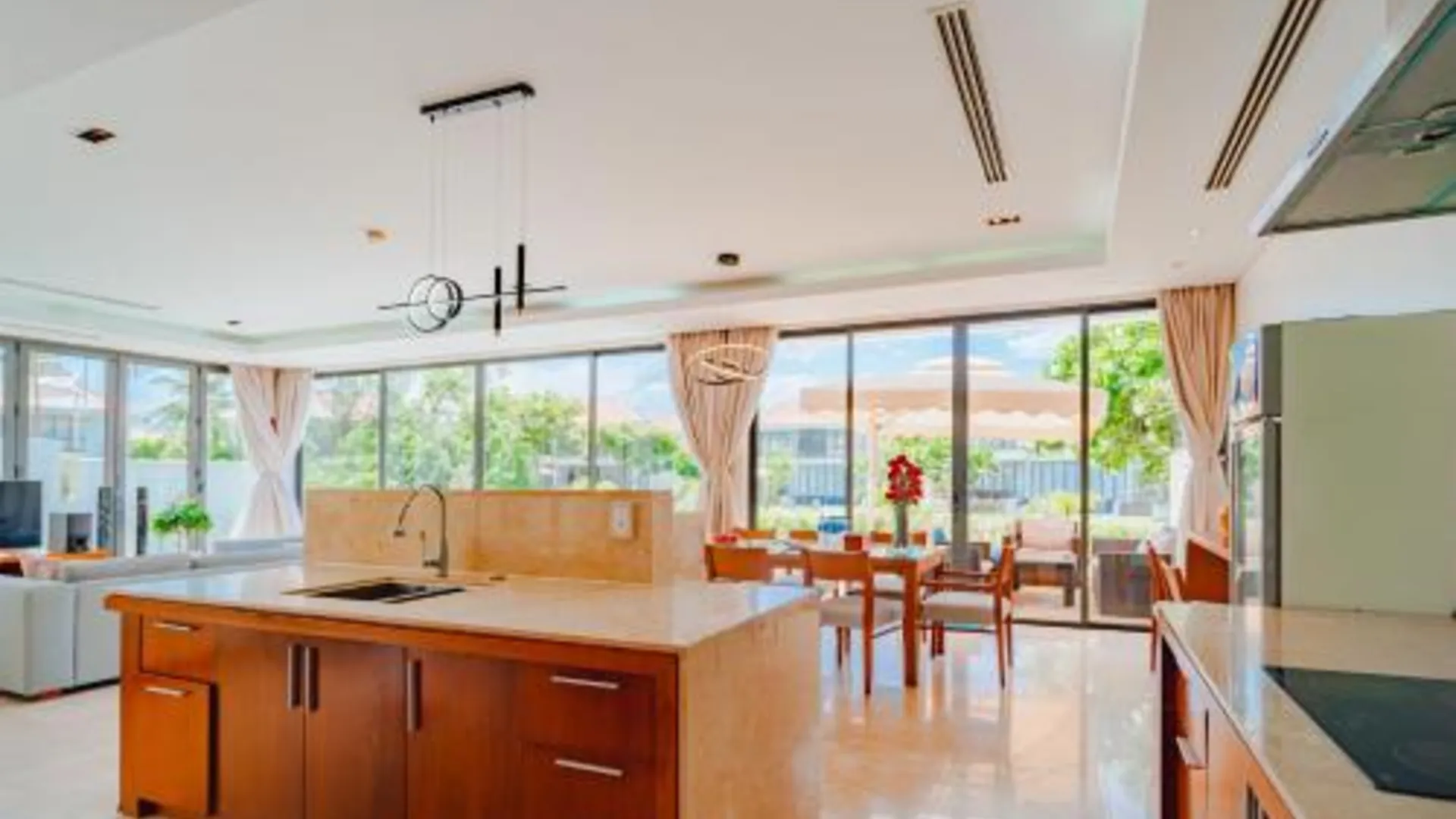 다낭 오션 빌라스 비치 리조트 5성급 호텔 부대시설