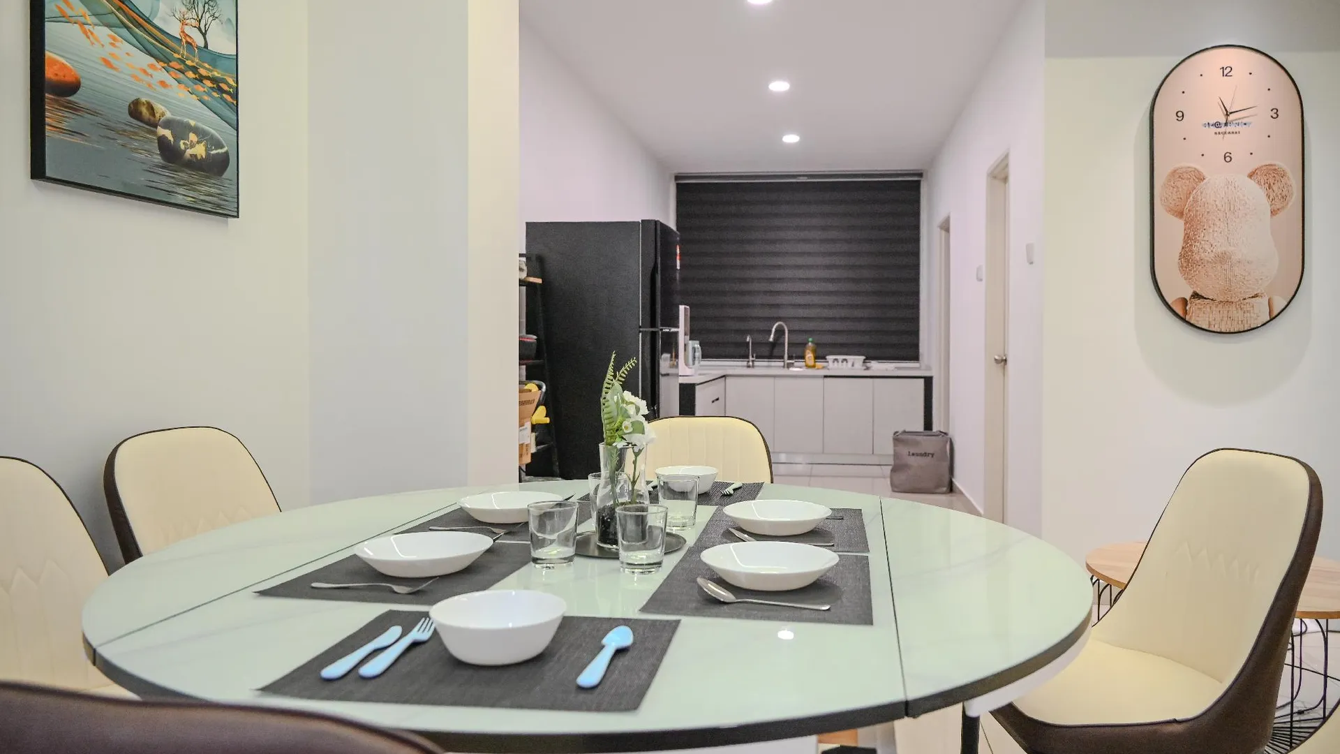 데사루 탄중 발라우의 프라이빗 하우스 (170m², 침실 4개, 프라이빗 욕실 3개) 3성급 싱글룸 로비