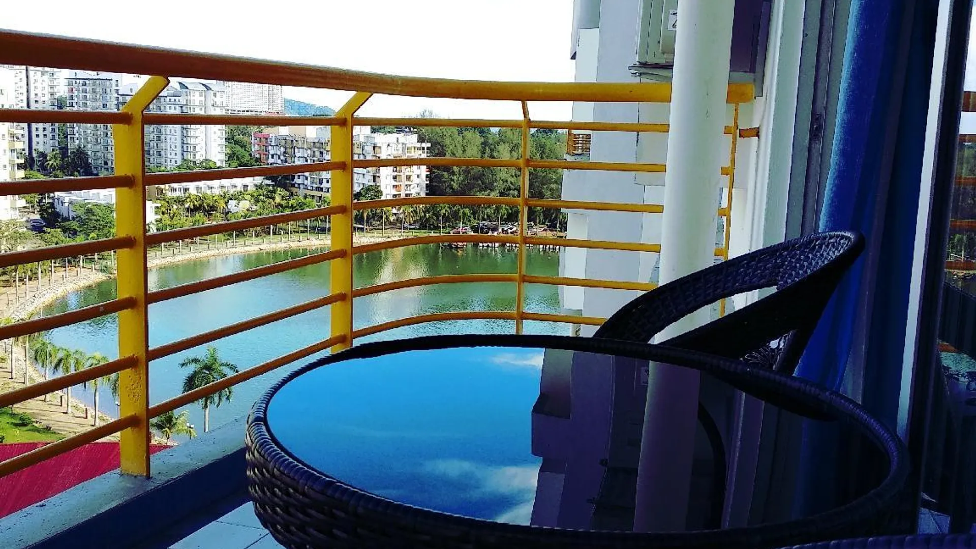 포트 딕슨 시 루사의 아파트먼트 (1100m², 침실 2개, 프라이빗 욕실 2개) 3성급 싱글룸 외관