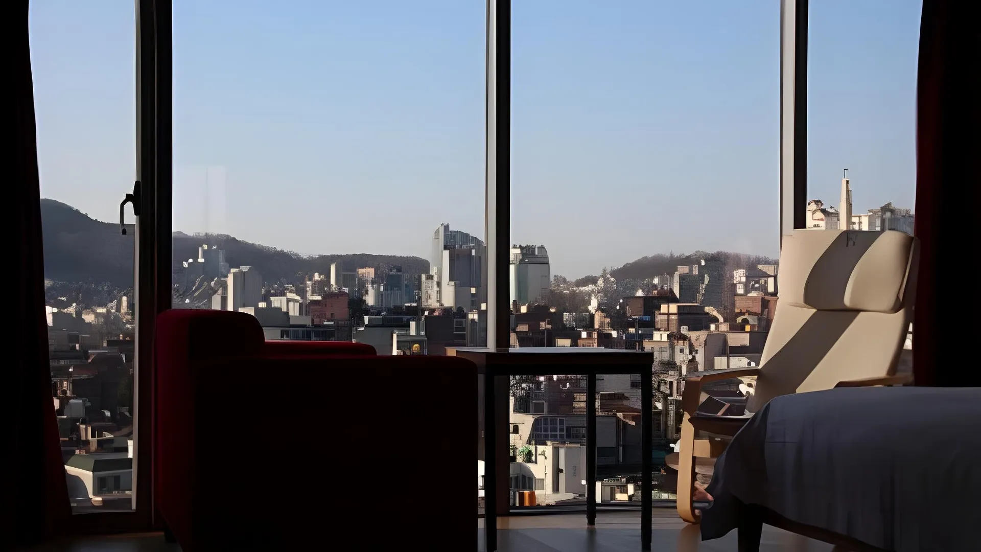 서울 라비야 호텔 2성급 호텔 로비