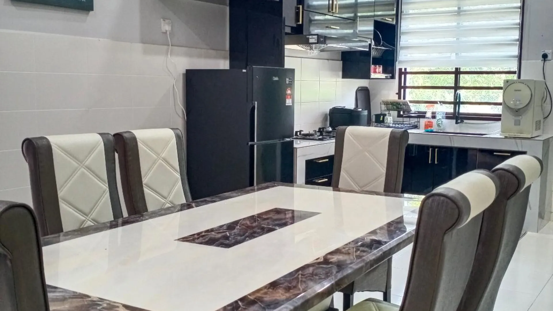 페칸 페칸 시티의 프라이빗 하우스 (120m², 침실 3개, 프라이빗 욕실 2개) 2성급 싱글룸 외관