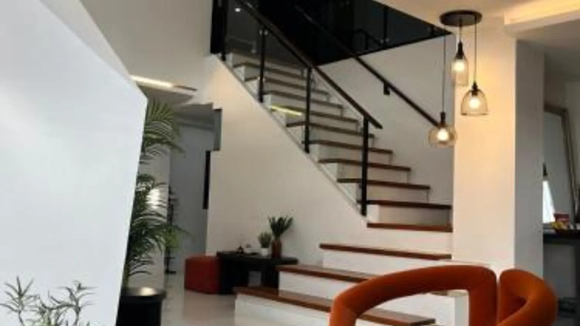 세부 사파테라의 아파트먼트 (180m², 침실 4개, 프라이빗 욕실 4개) 4성급 싱글룸 스위트룸