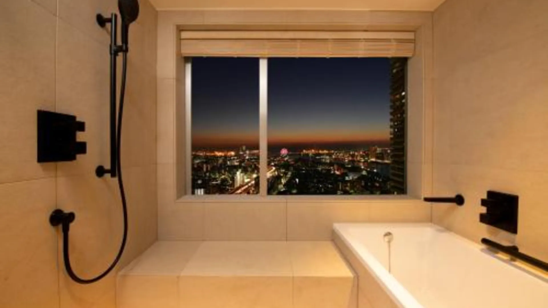 오사카 아트 호텔 오사카 베이타워 4성급 호텔 레스토랑