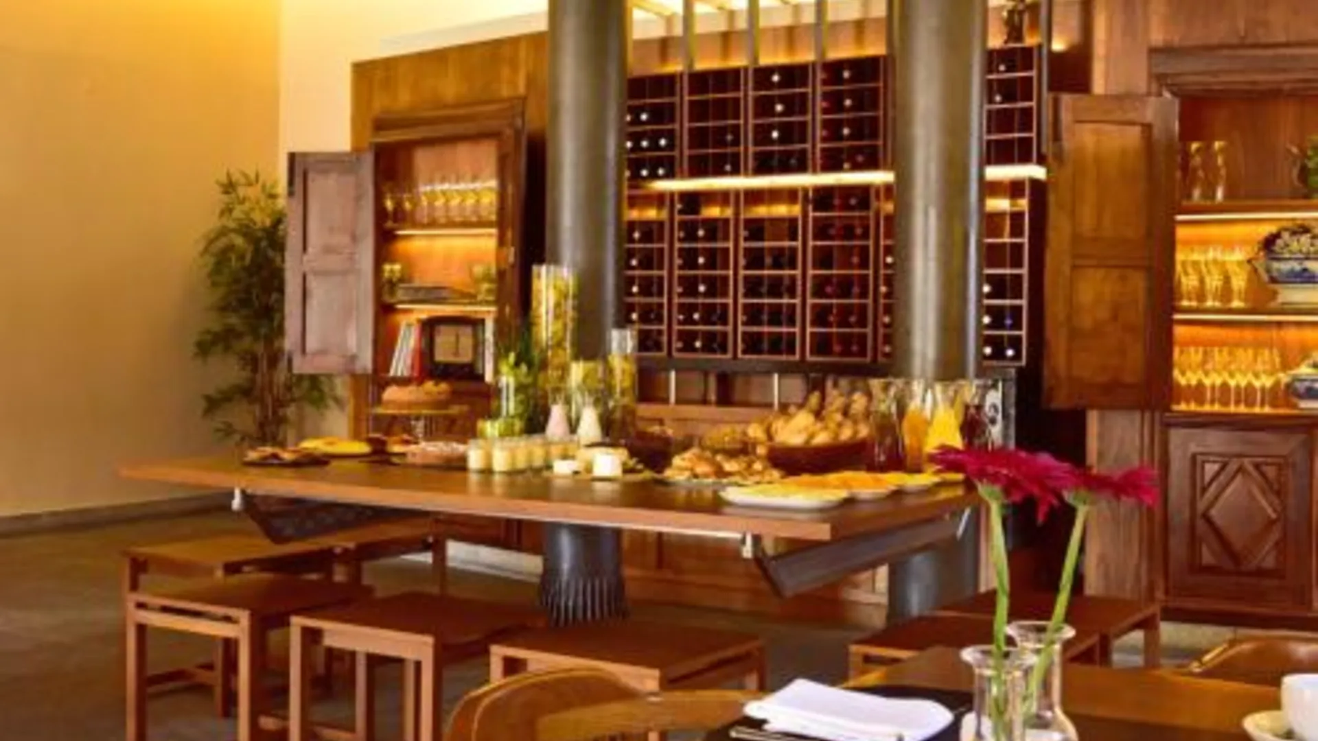 비아나 도 카스텔로 호텔 카사 멜로 알빔 4성급 호텔 로비