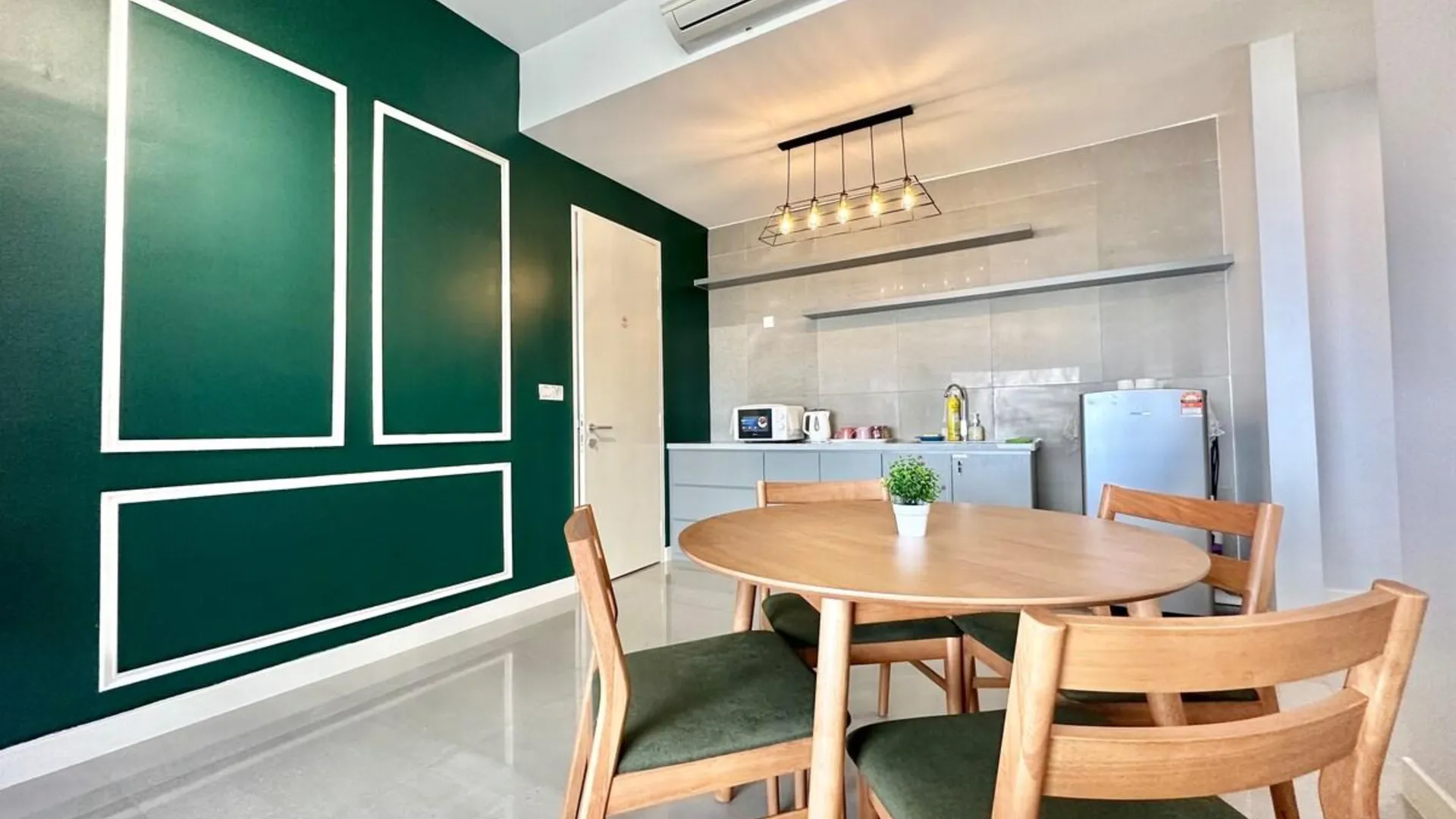 말라카 멜라카 라야의 프라이빗 하우스 (81m², 침실 2개, 프라이빗 욕실 2개) 4성급 싱글룸 레스토랑