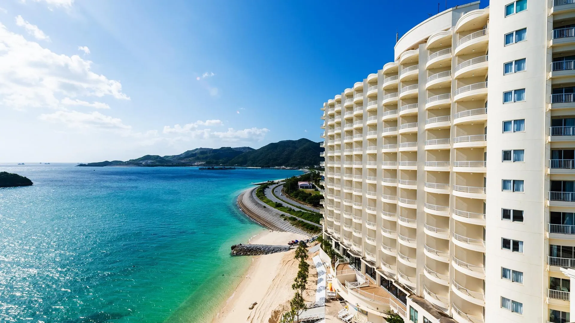 오키나와 본섬 호텔 리조넥스 나고 3성급 호텔 객실