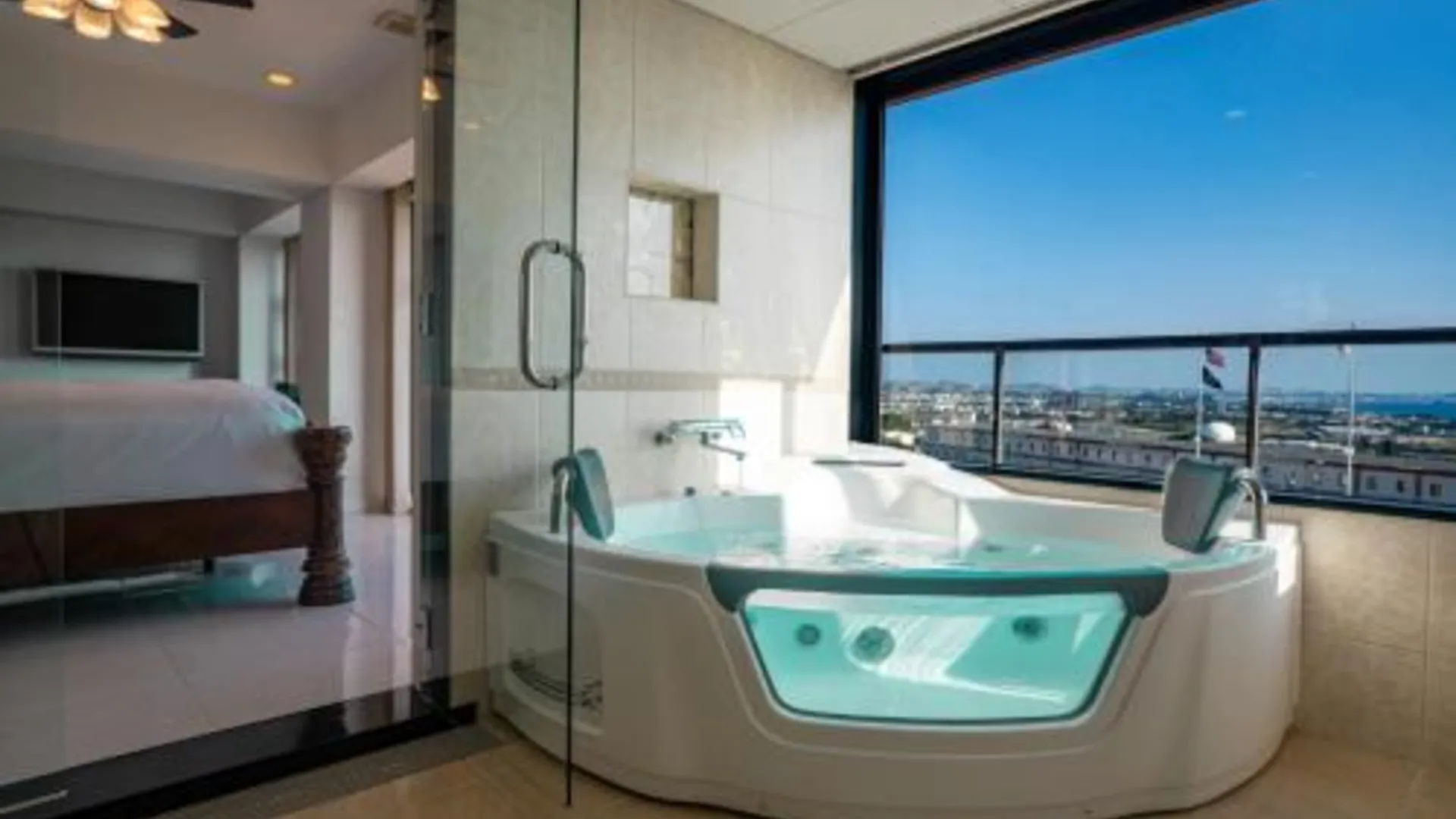 오키나와 본섬 로얄 호텔 3성급 호텔 로비