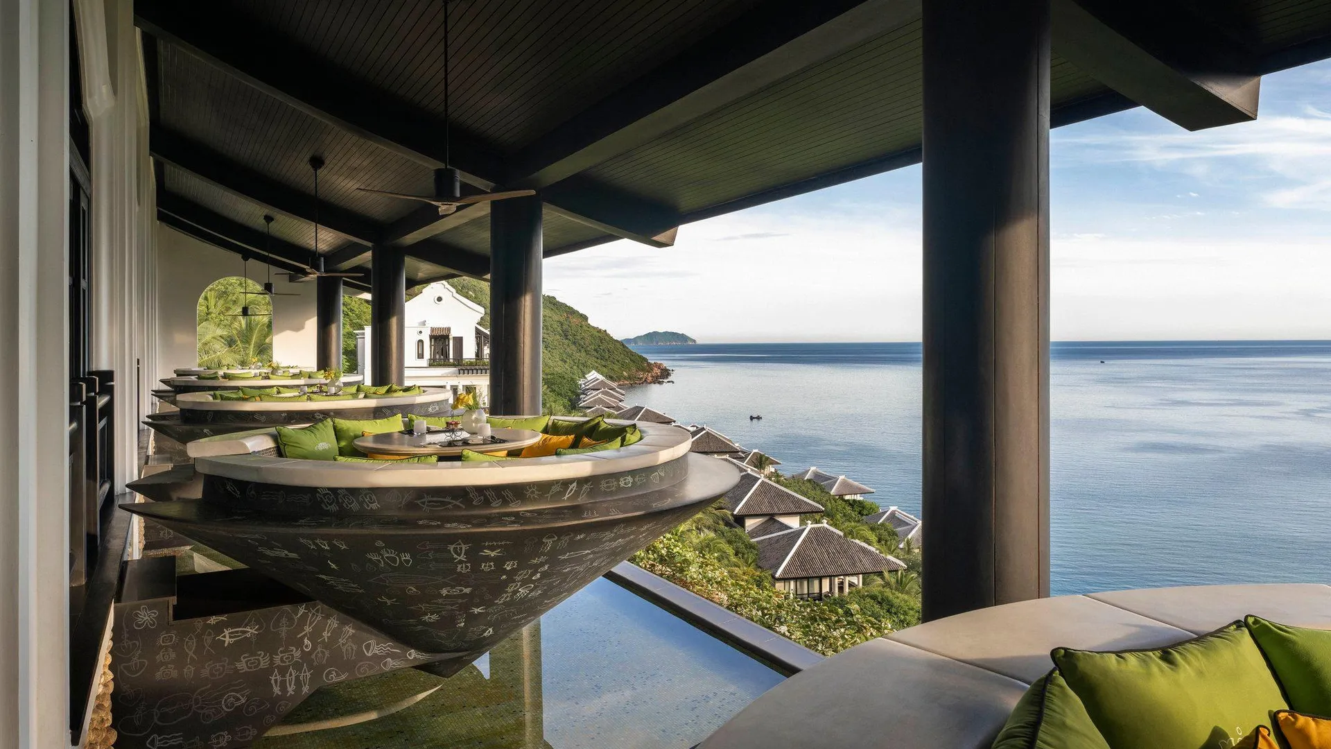 다낭 인터컨티넨탈 다낭 선 페닌슐라 리조트 바이 IHG 5성급 호텔 로비